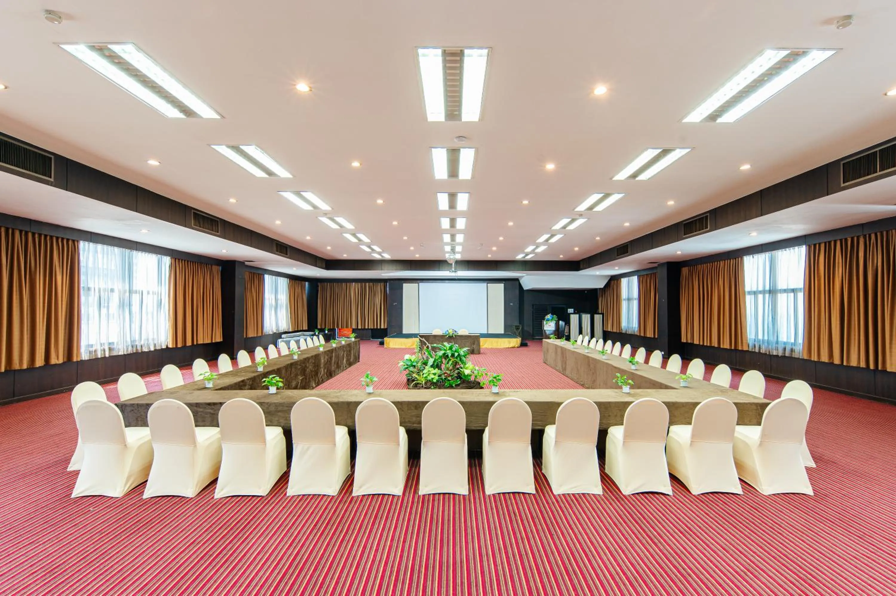 Meeting/conference room in Sunbeam Hotel Pattaya