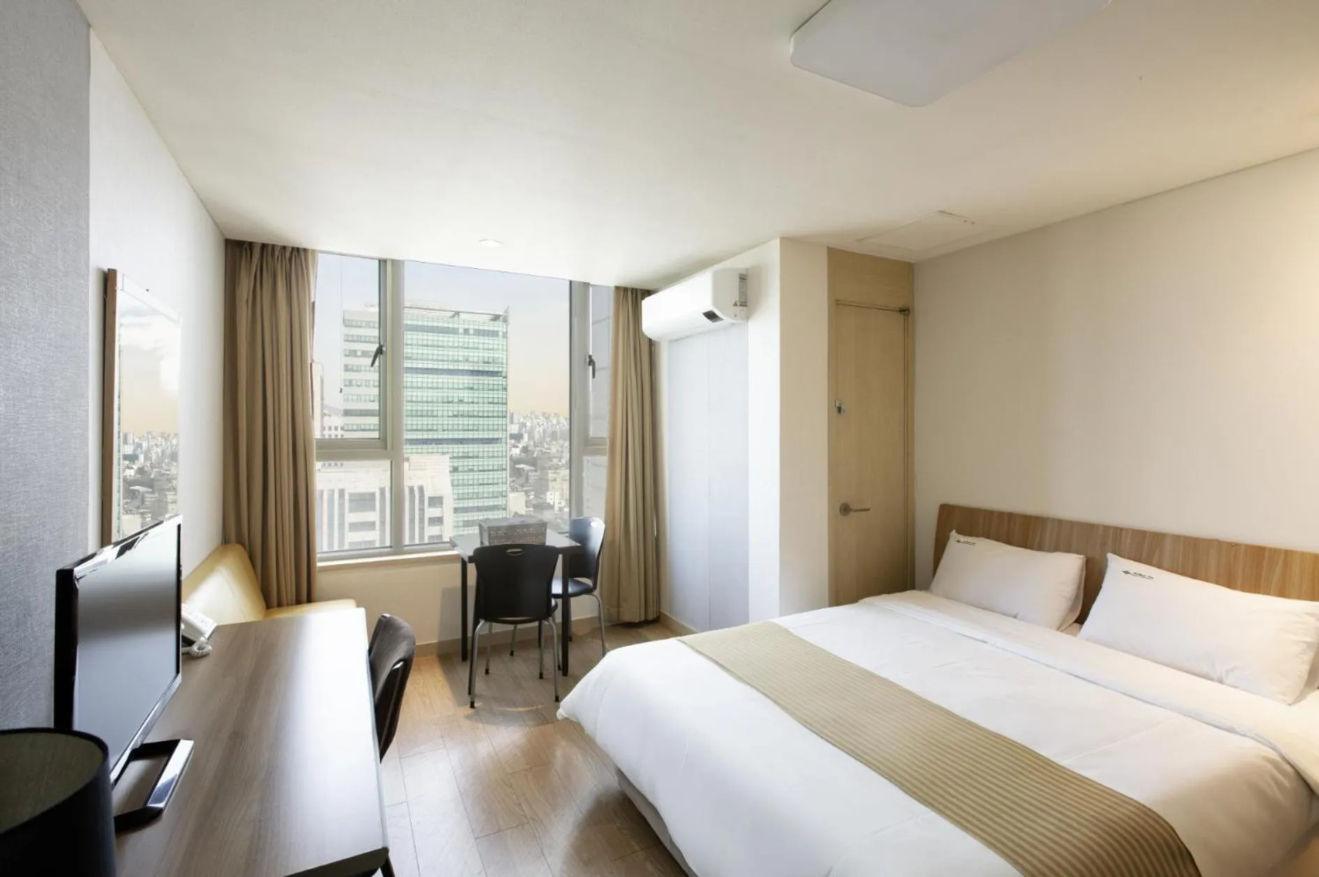 Bed in Hyundai Residence