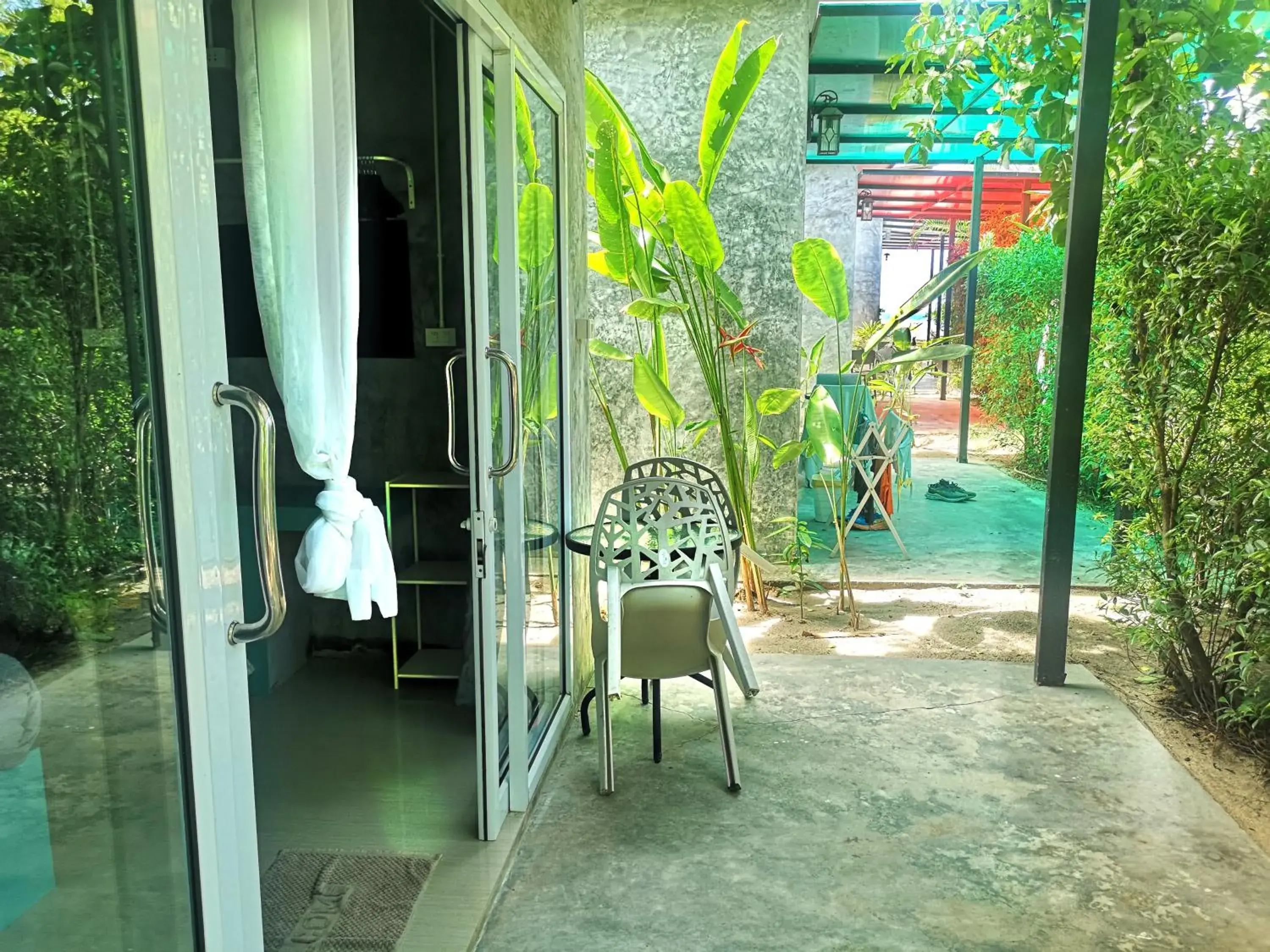 Bungalow in SeaEsta Beach Bungalow in SeaEsta Beach