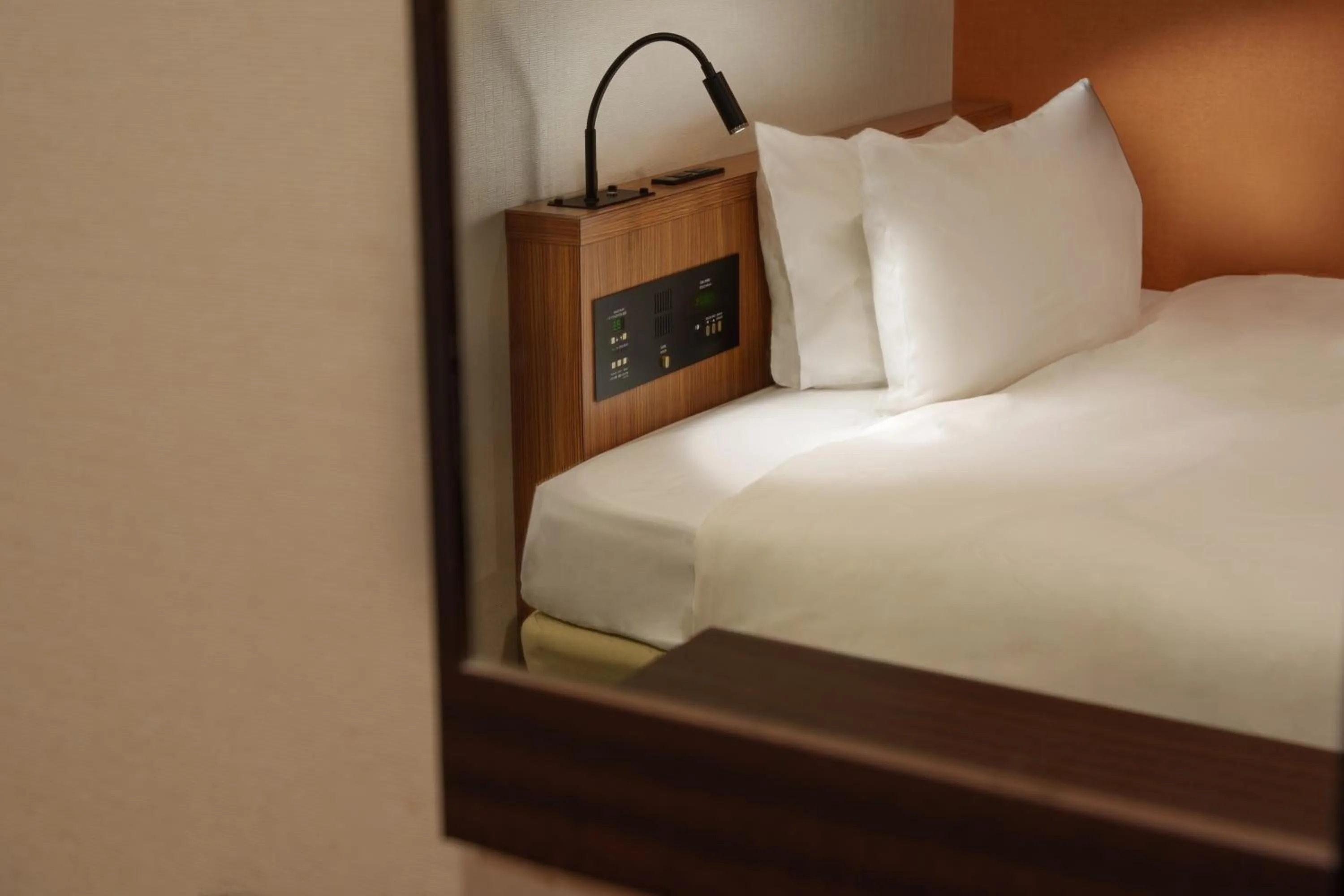 Photo of the whole room, Bed in the b nagoya