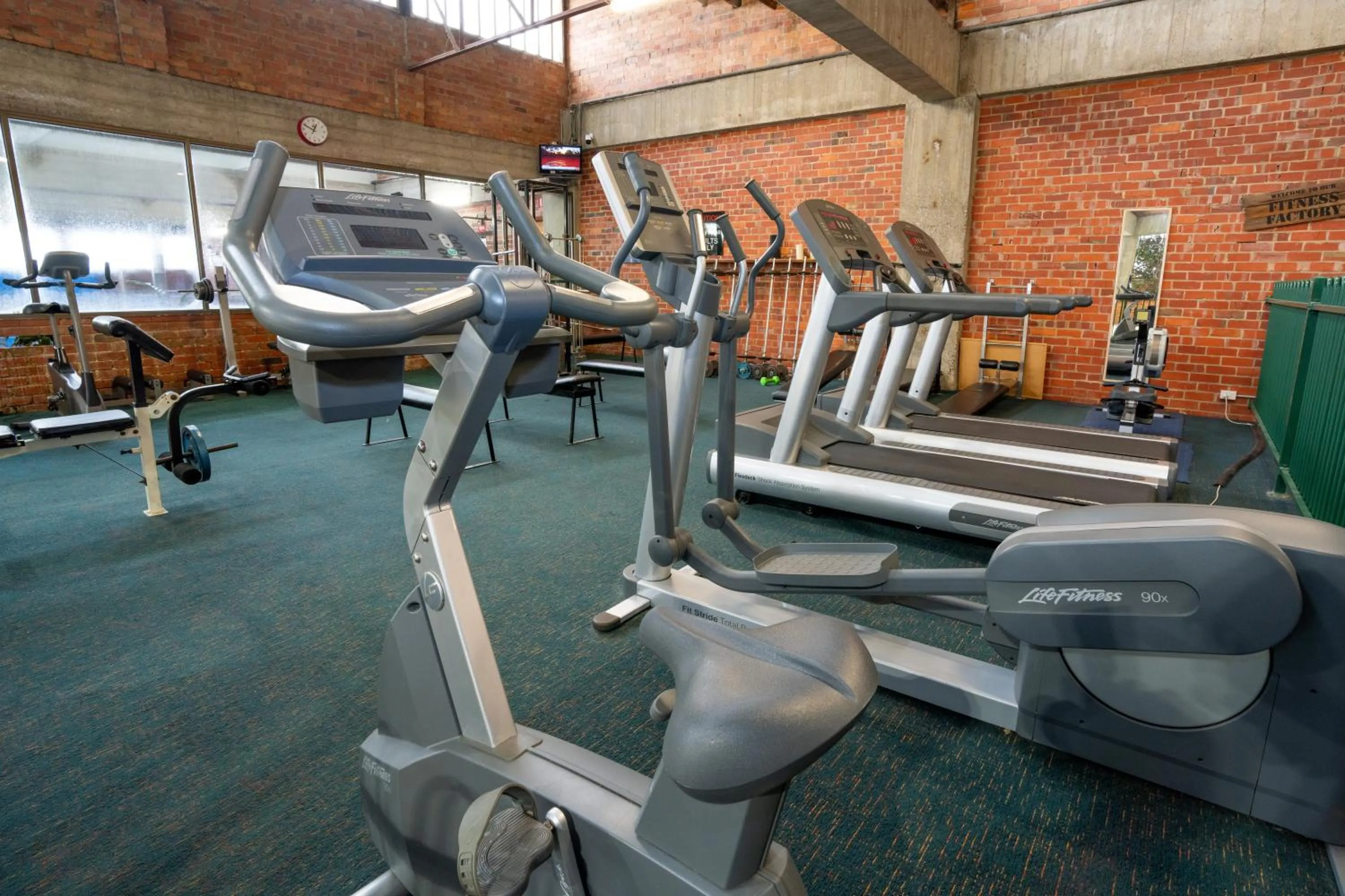 Fitness centre/facilities in Sovereign Park Motor Inn