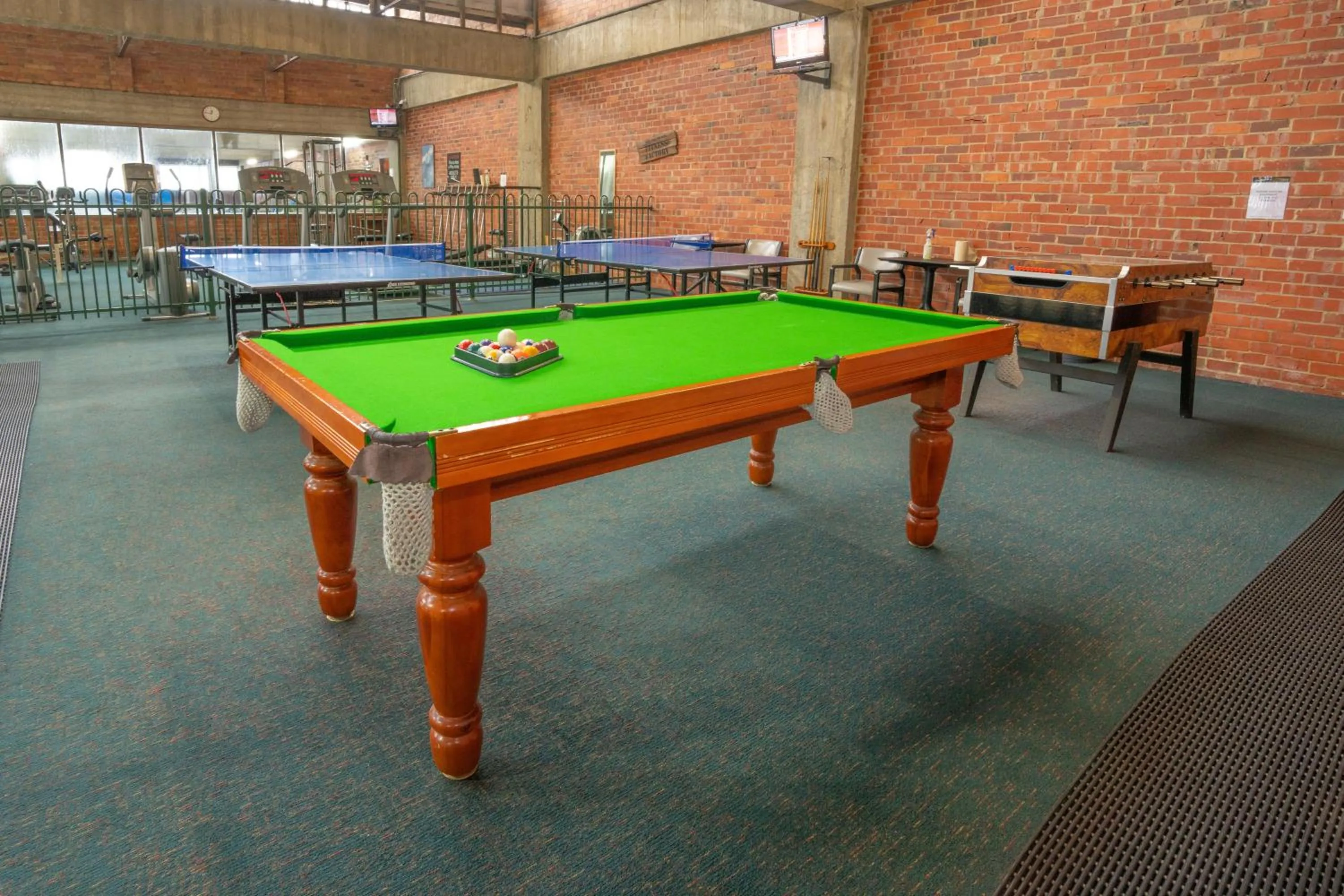 Billiard in Sovereign Park Motor Inn