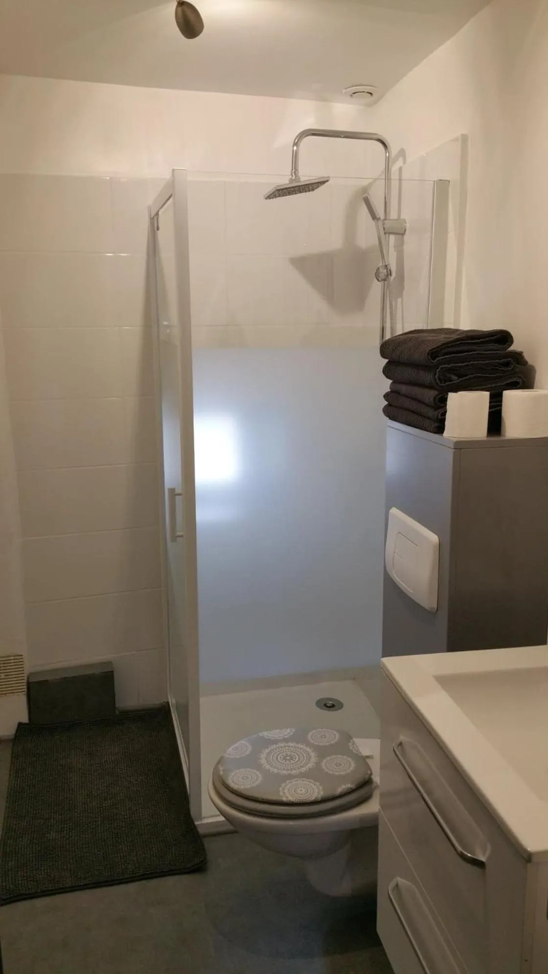 Bathroom in Meung sur Loire sur la route des Châteaux