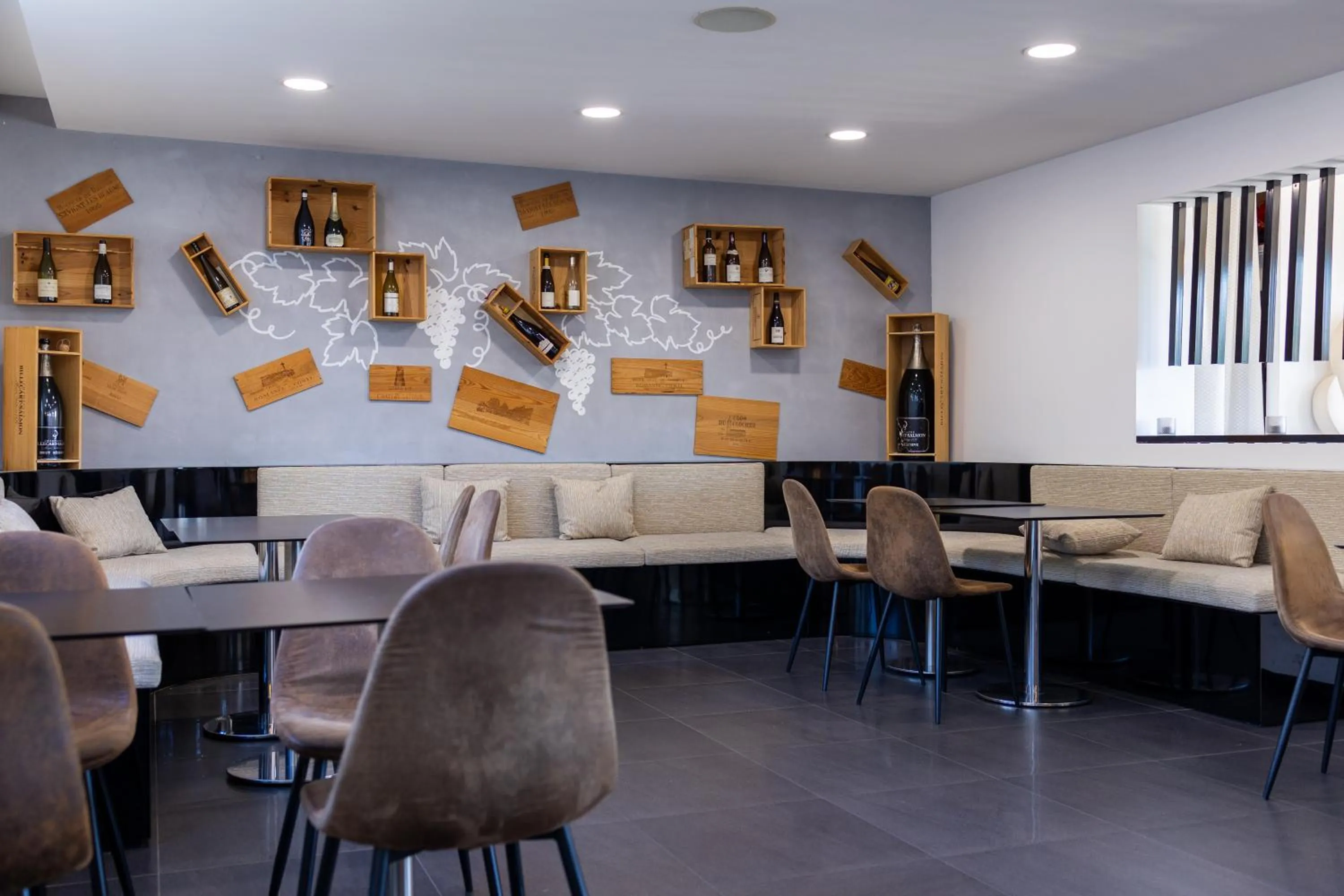 Logis Hotel Perla Riviera & Restaurant