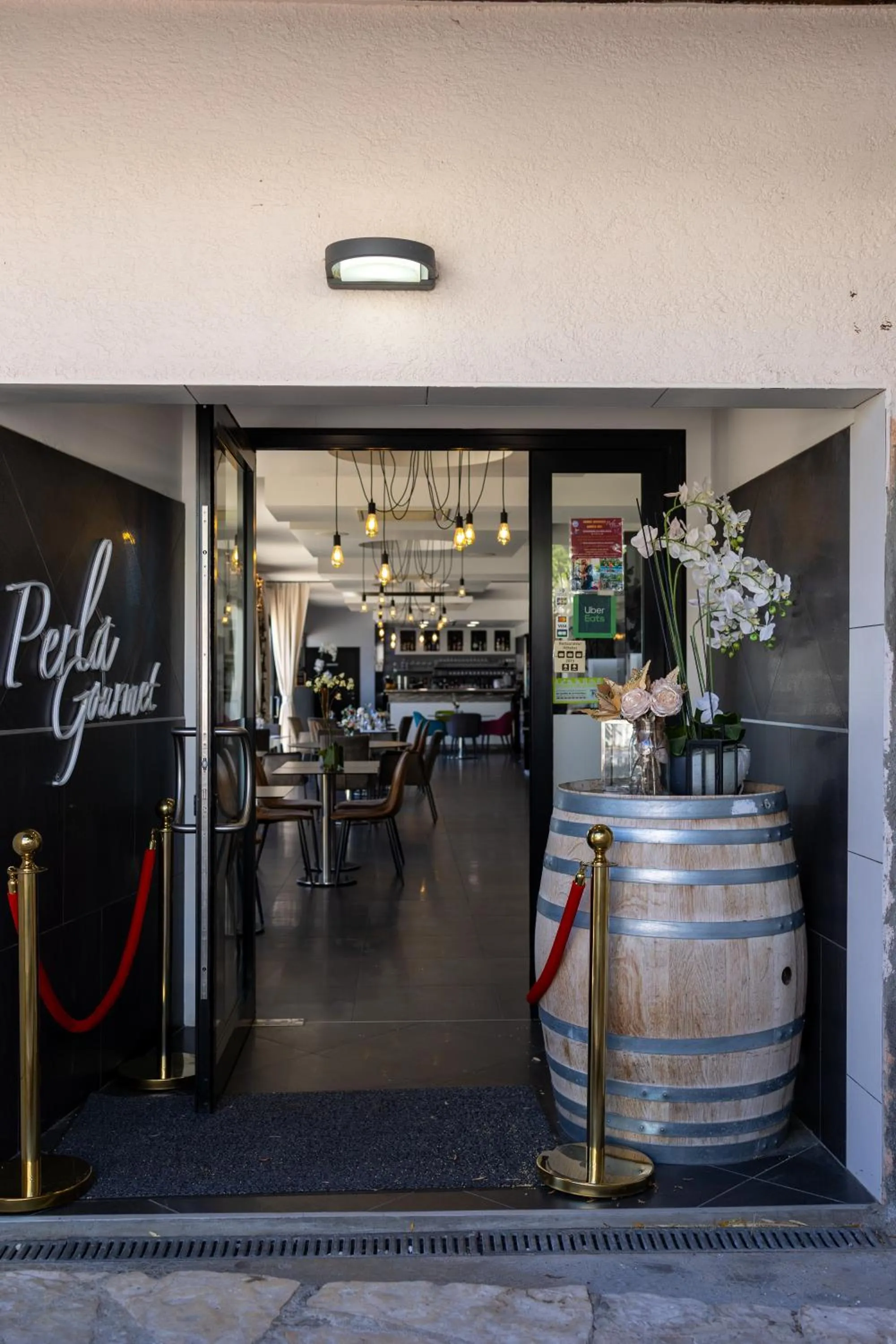 Logis Hotel Perla Riviera & Restaurant