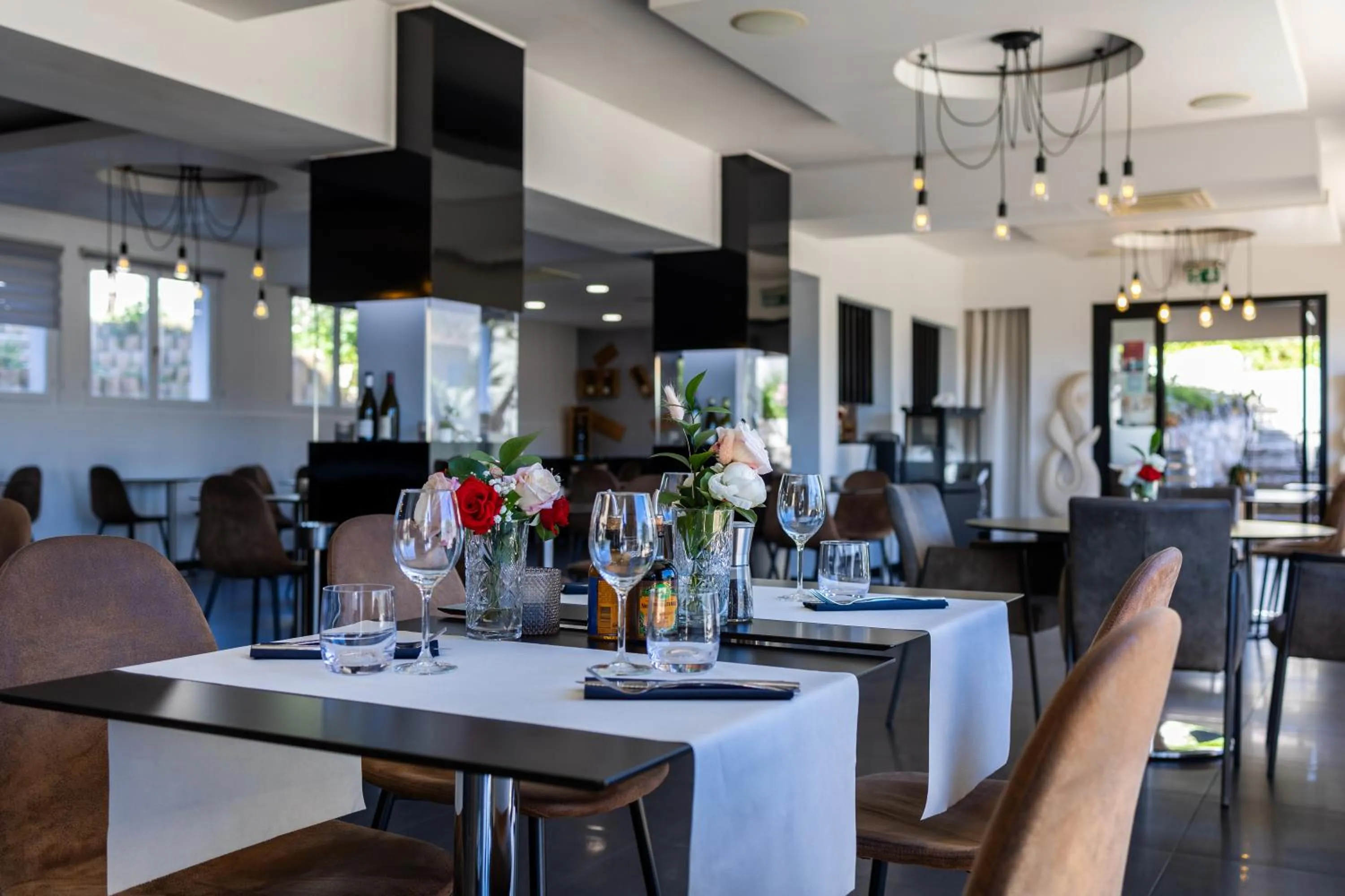 Logis Hotel Perla Riviera & Restaurant