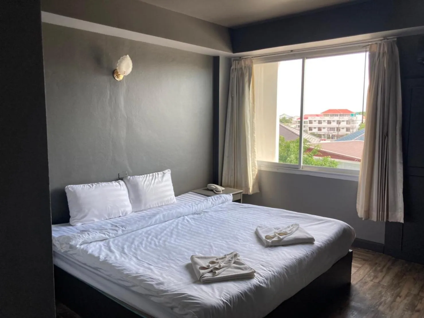 Bed in Sun Moon Hotel