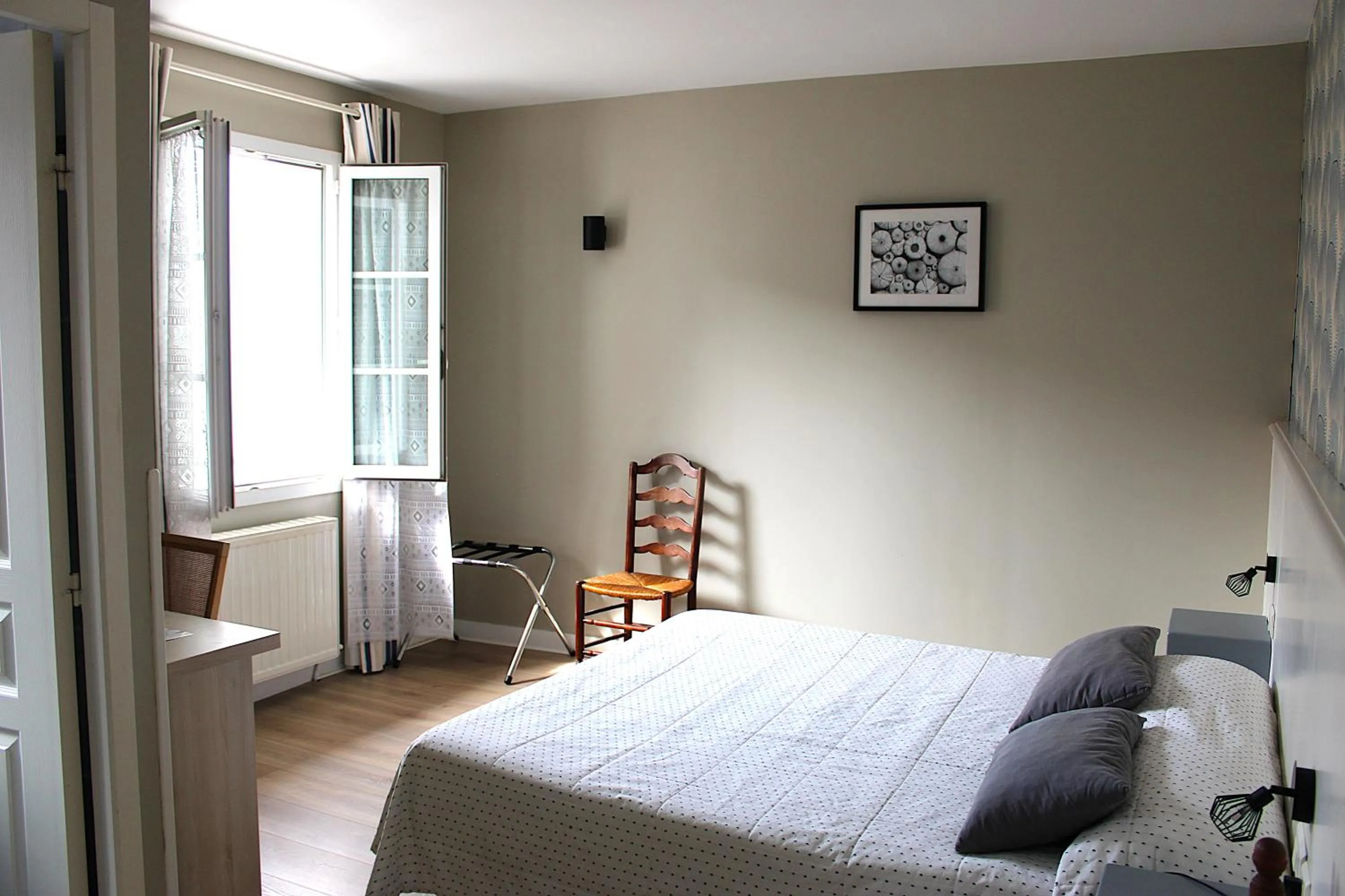 Bed in Hotel Kapa Gorry