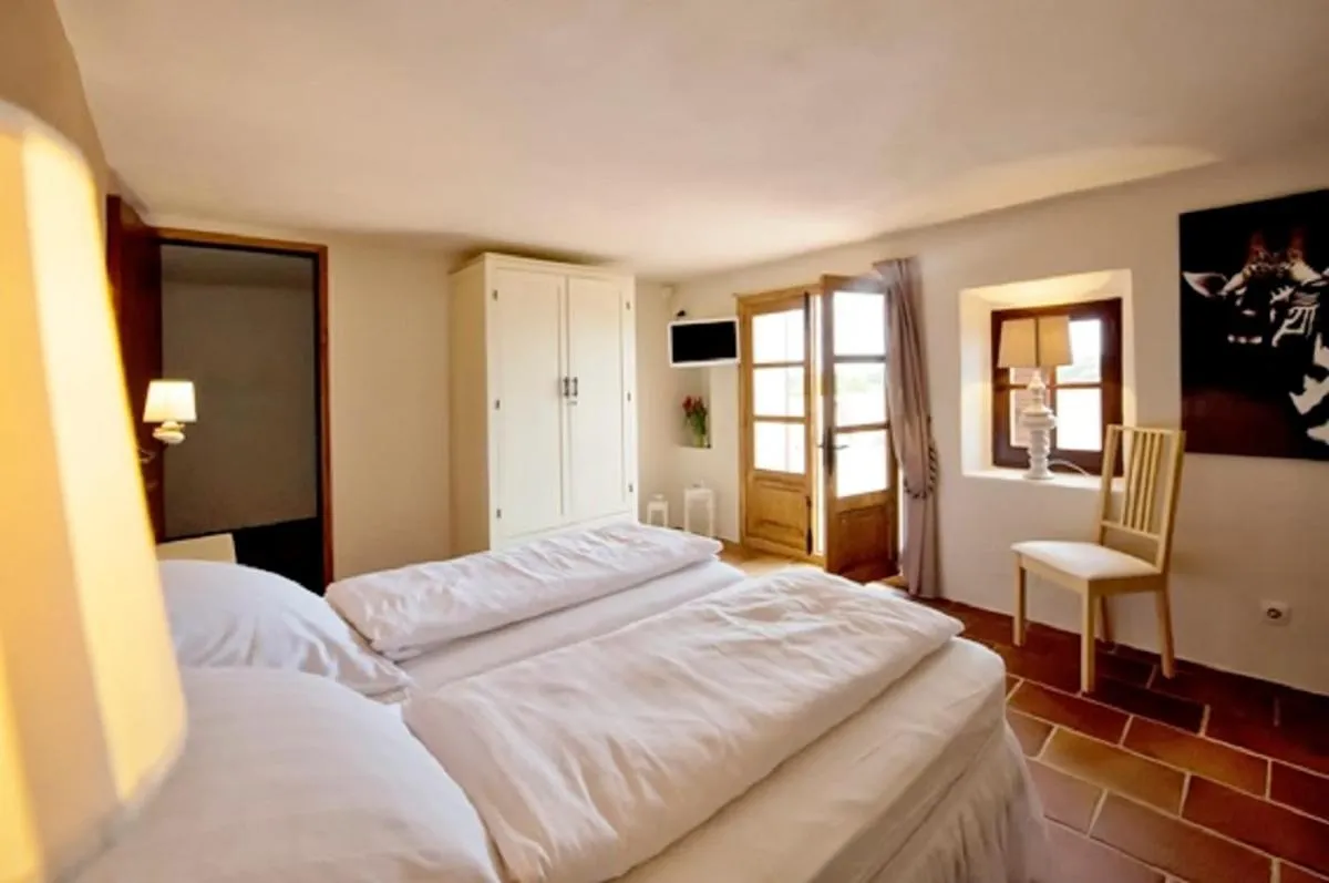 Bedroom, Bed in Agroturismo Finca Sa Tanca