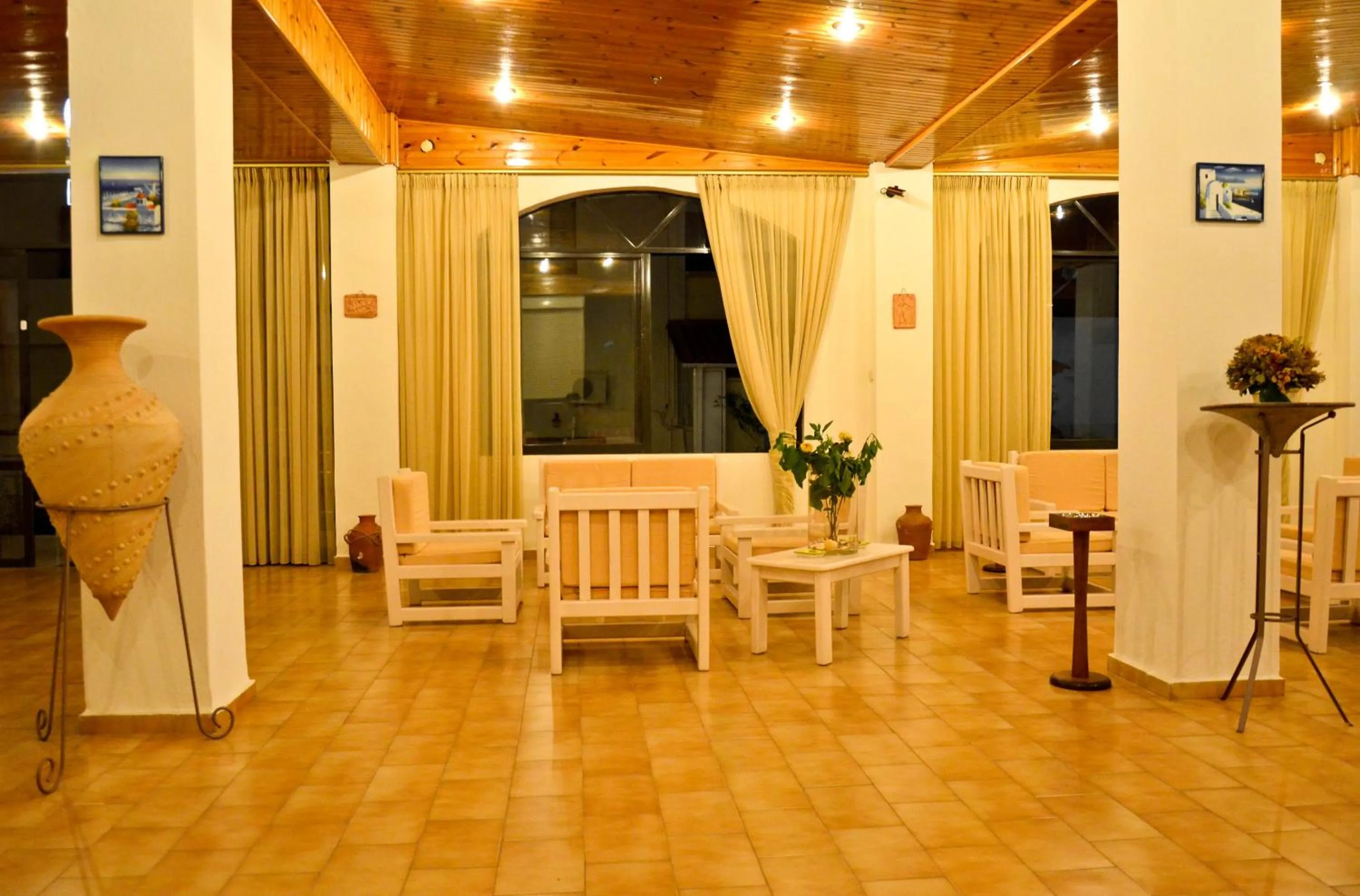 Seating area in Niko Elen, Adults Only