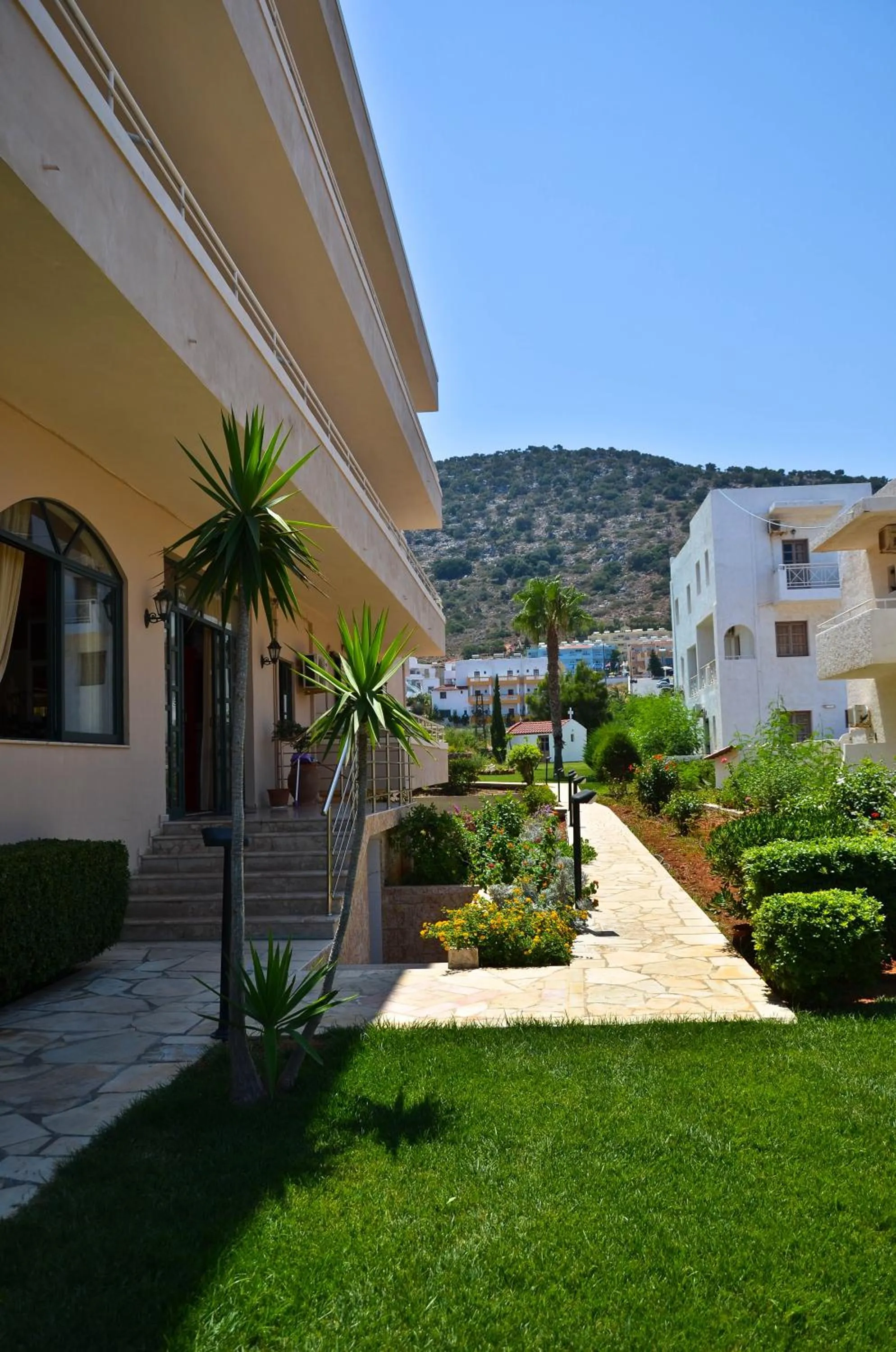 Other in Niko Elen, Adults Only