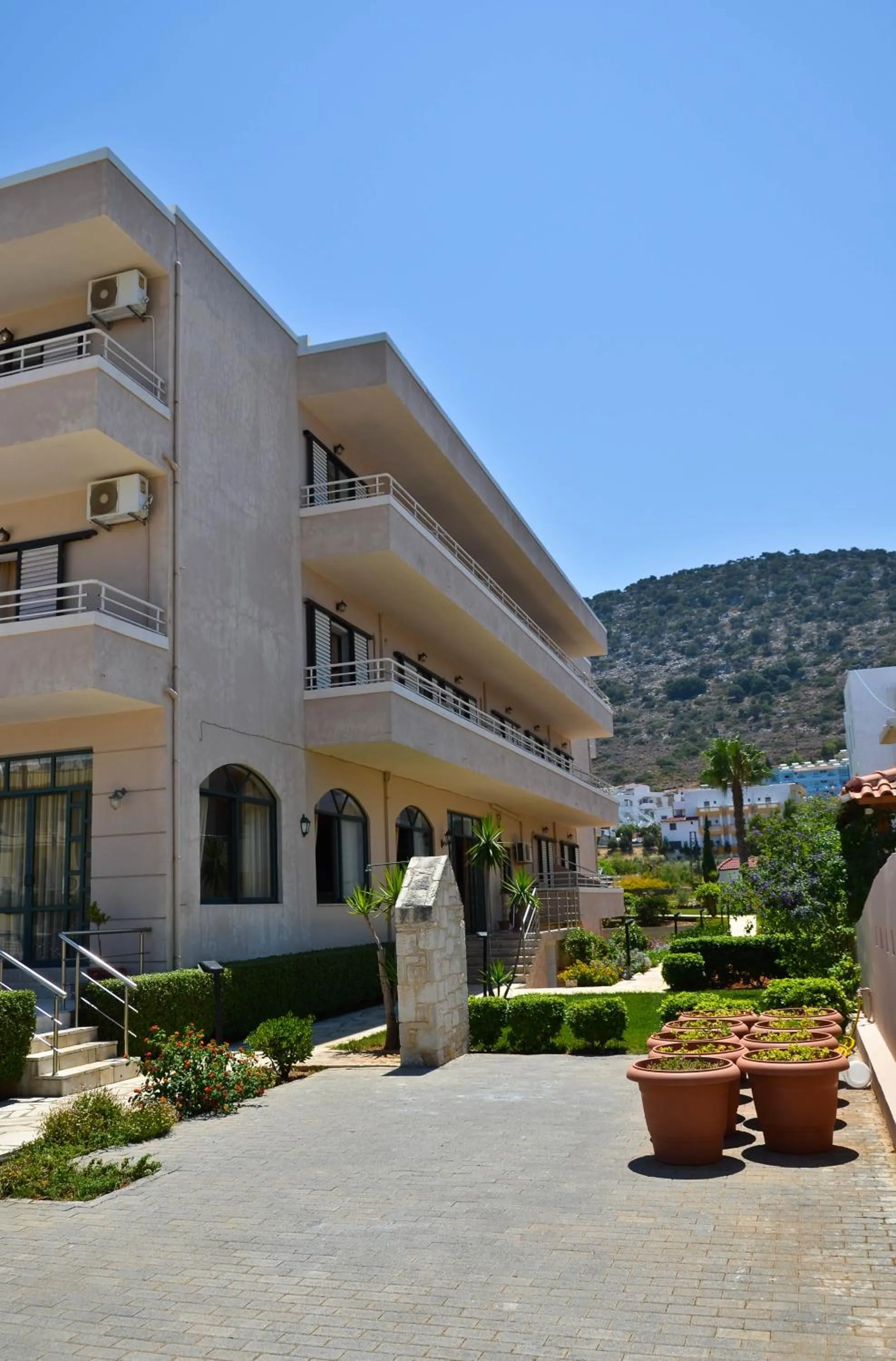 Other in Niko Elen, Adults Only