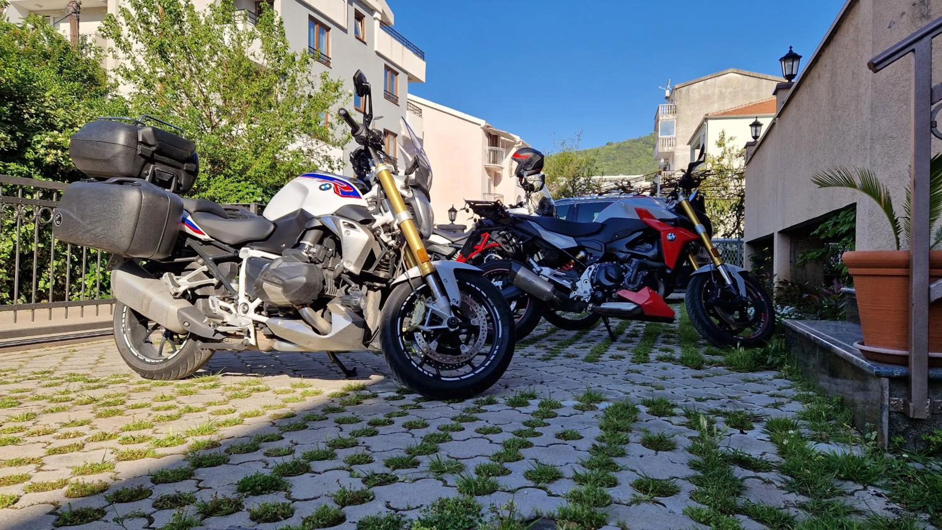 Parking in Hotel Fineso