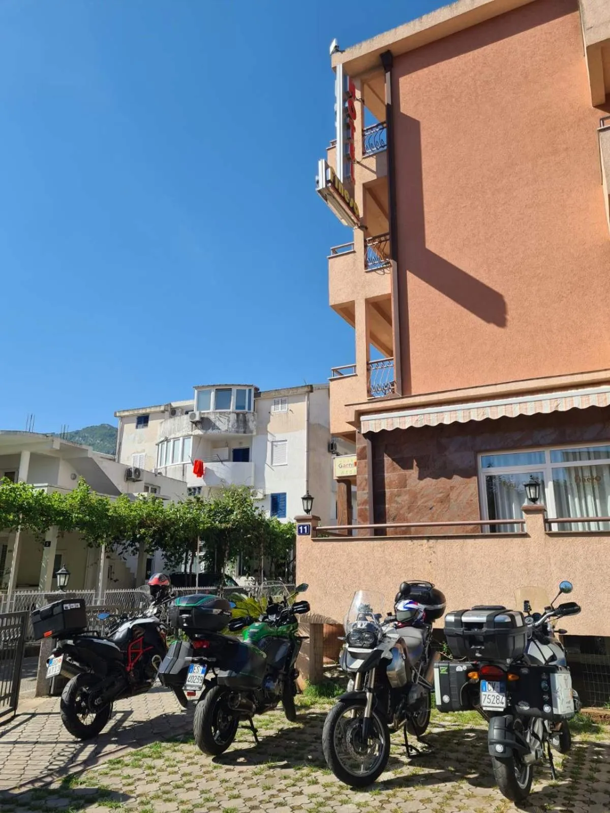 Property building in Hotel Fineso