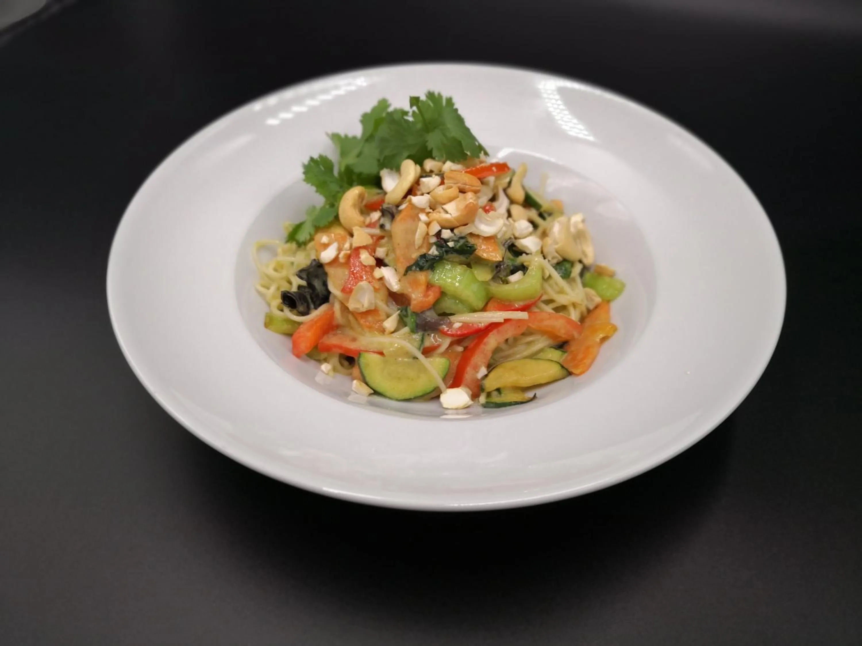 Restaurant/places to eat in Holiday Inn Zürich Messe by IHG