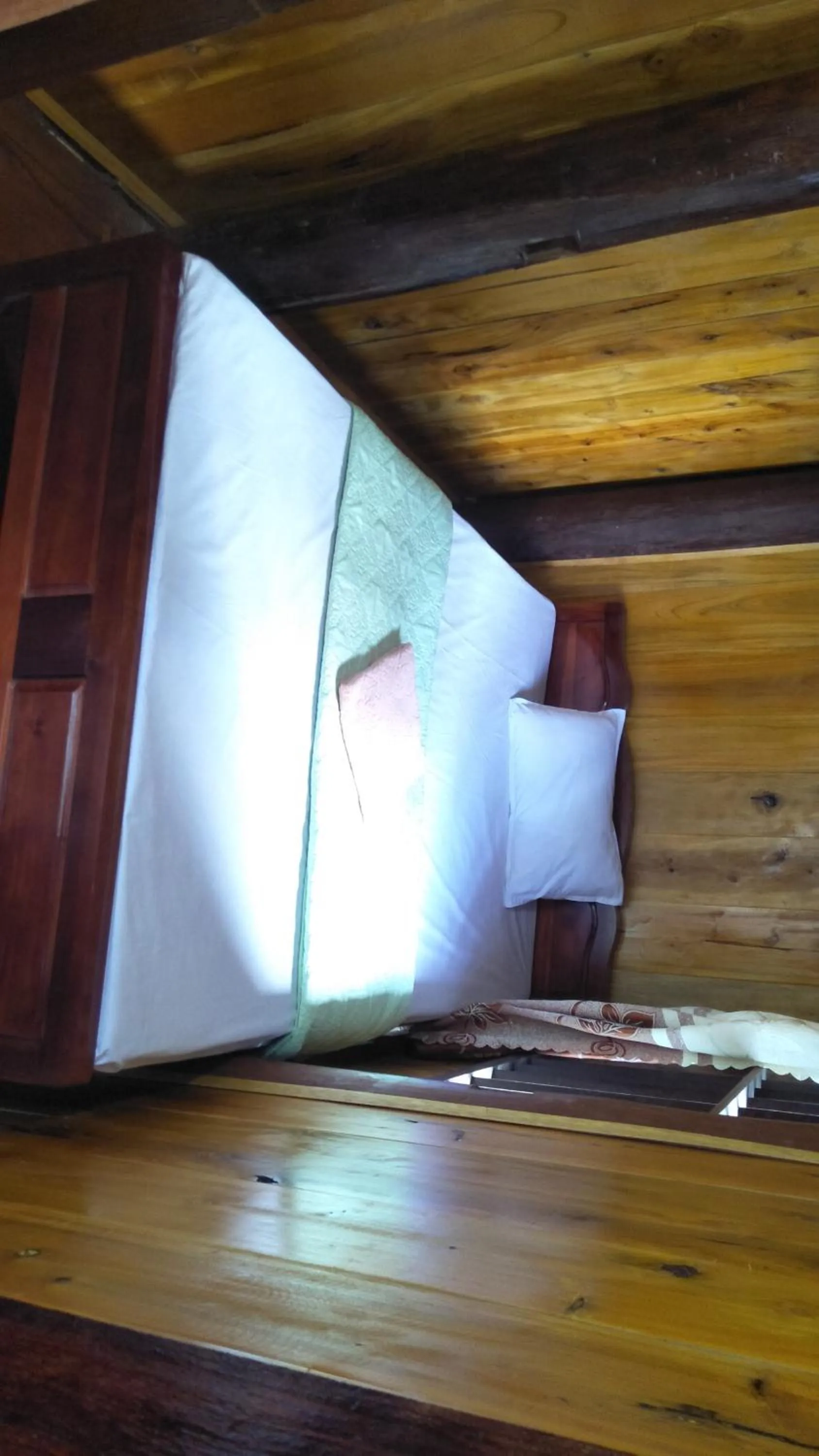 Bed in Ba Be lake-Huyền Hào Homestay