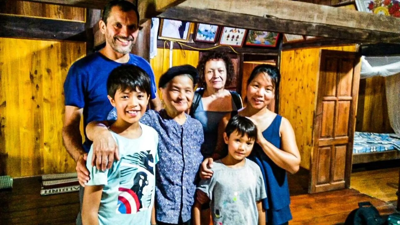 Ba Be lake-Huyền Hào Homestay