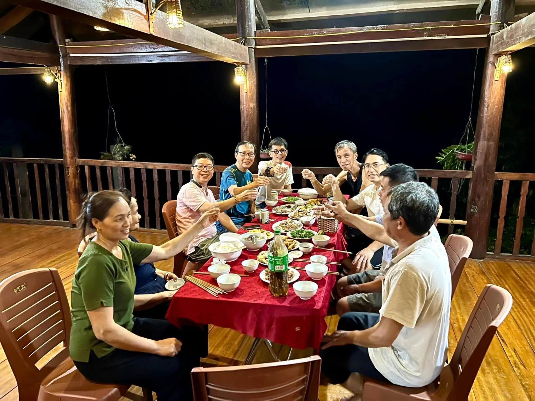 Ba Be lake-Huyền Hào Homestay