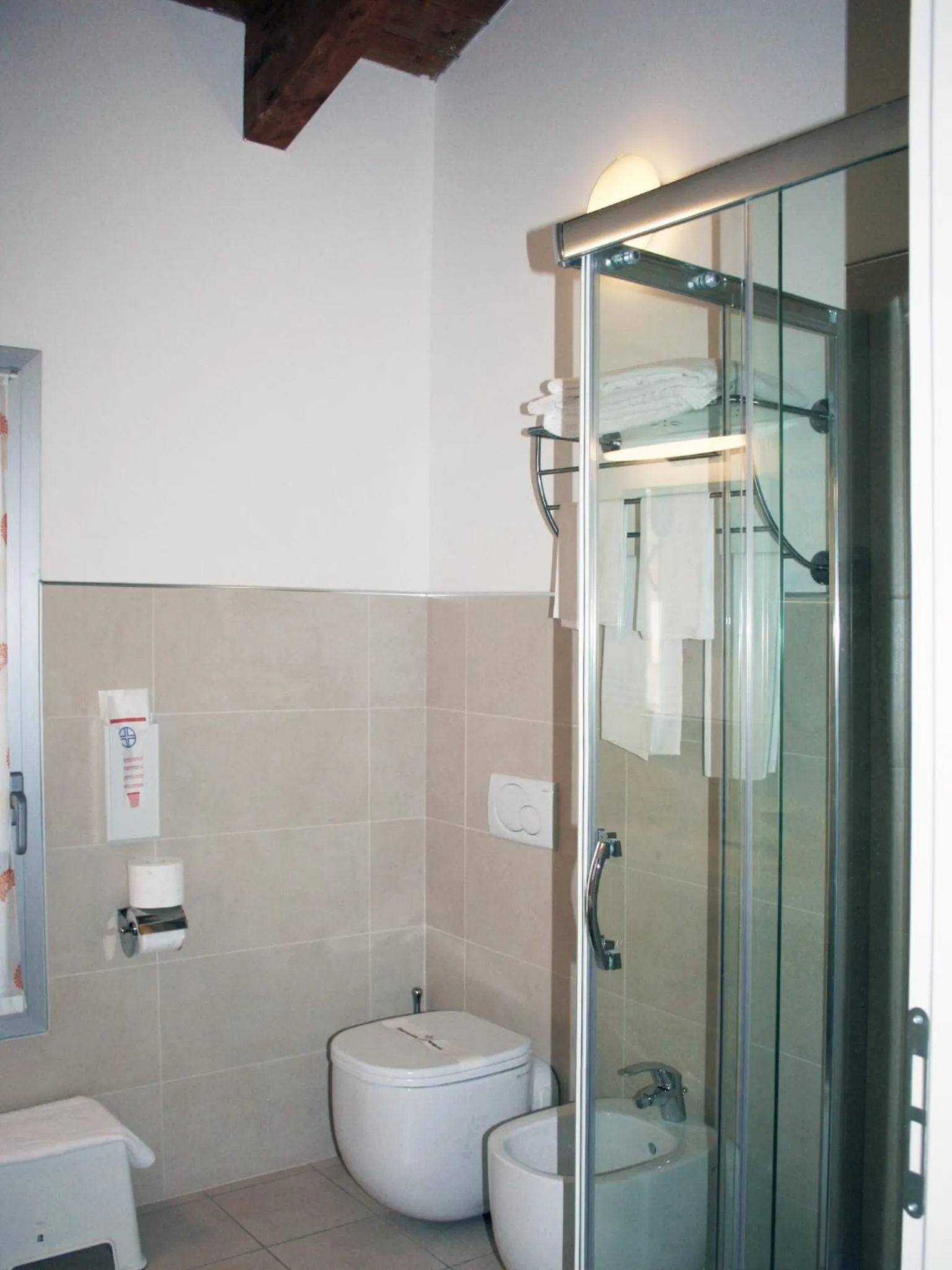 Bathroom in Hotel La Rosta