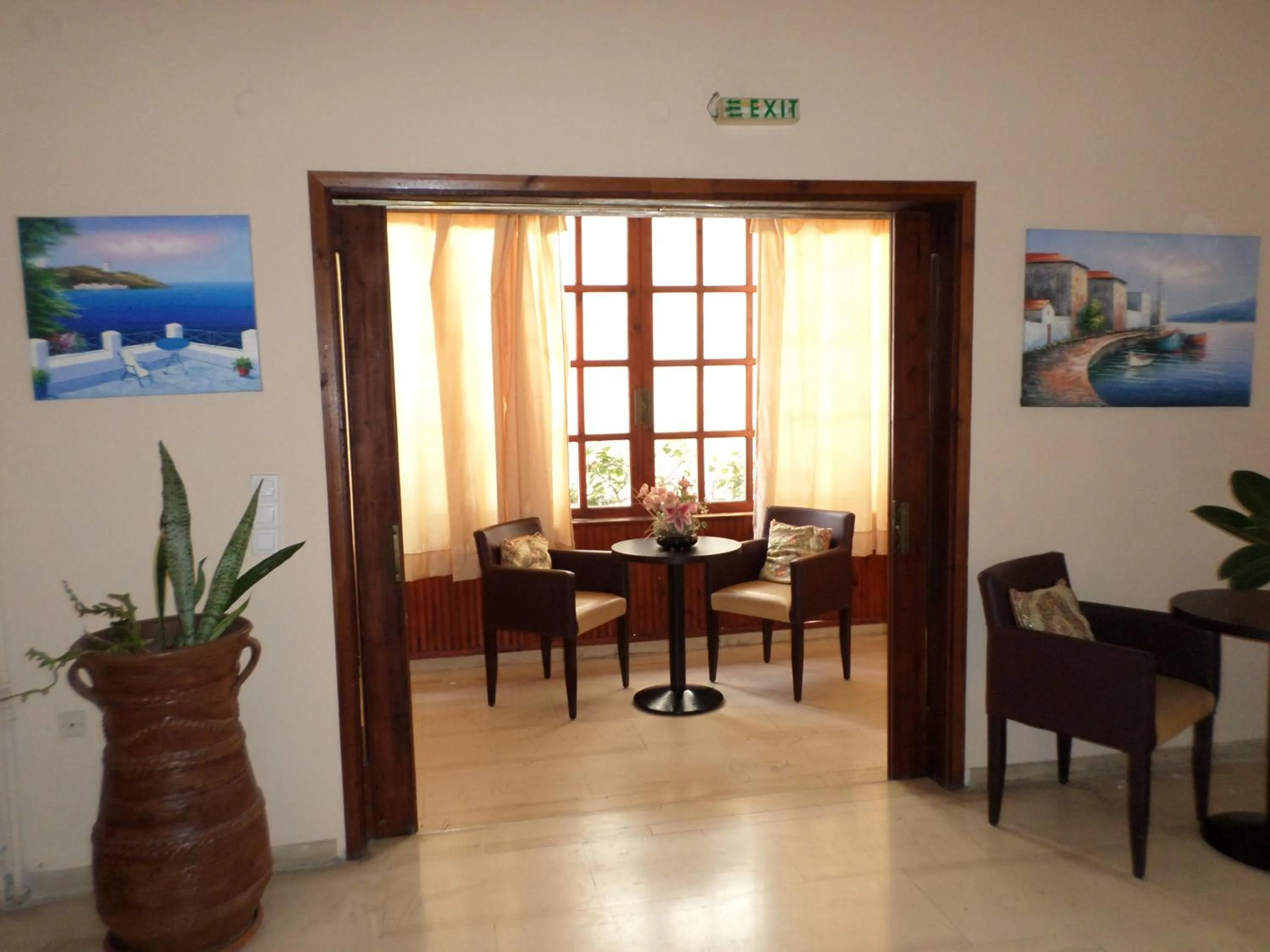 Living room in Tina Hotel