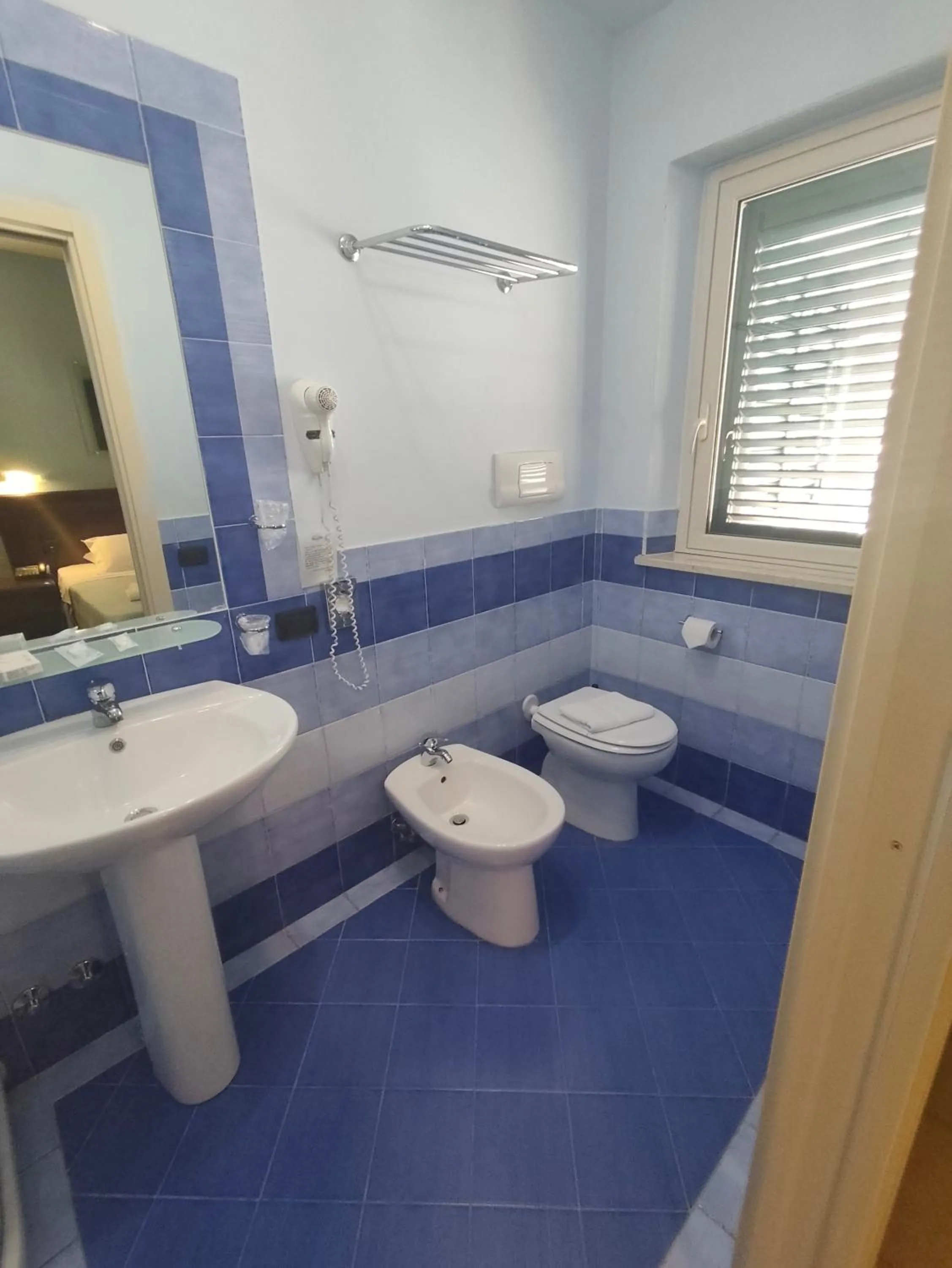 Shower in Albanuova Hotel