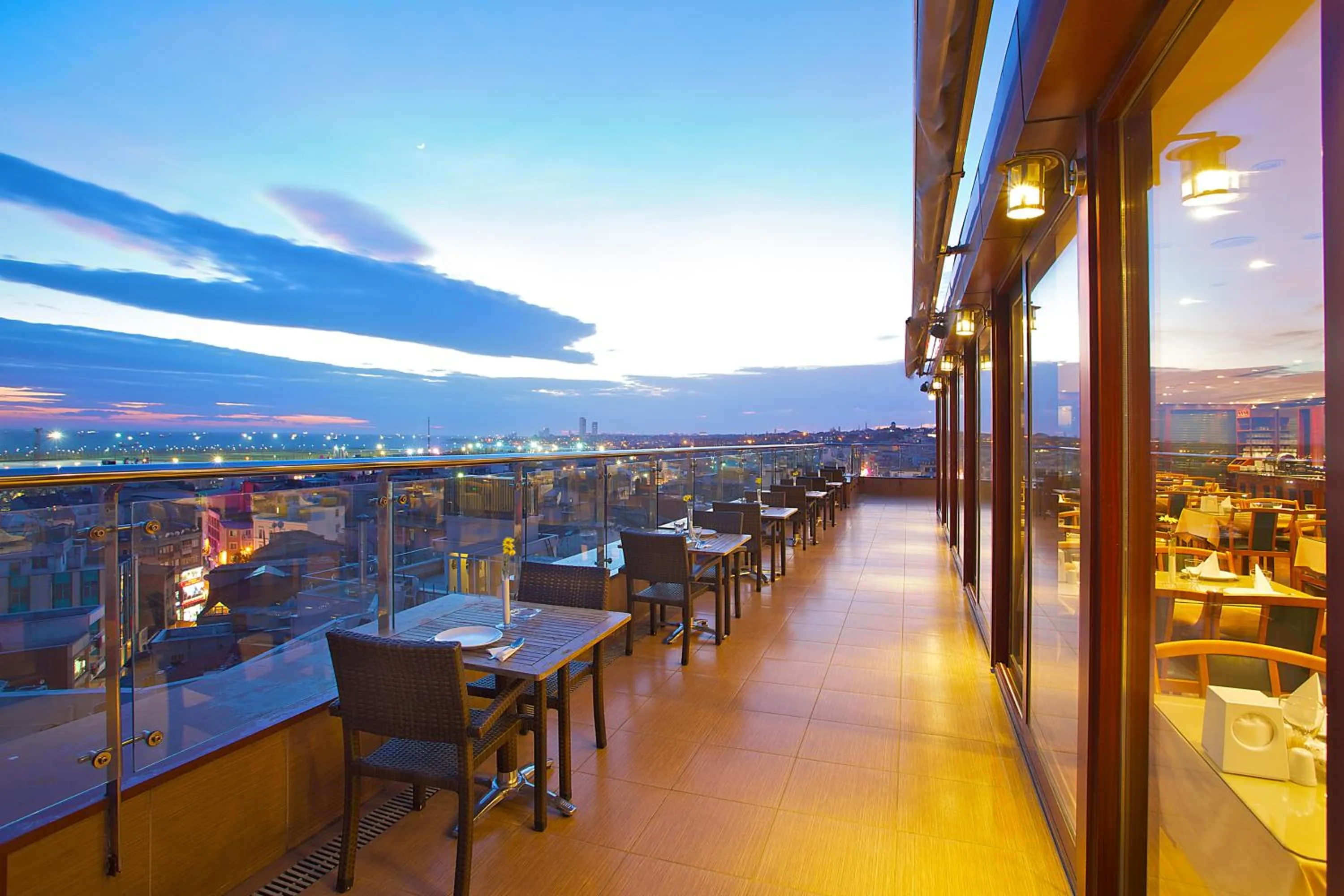 City view in Grand Madrid Hotel