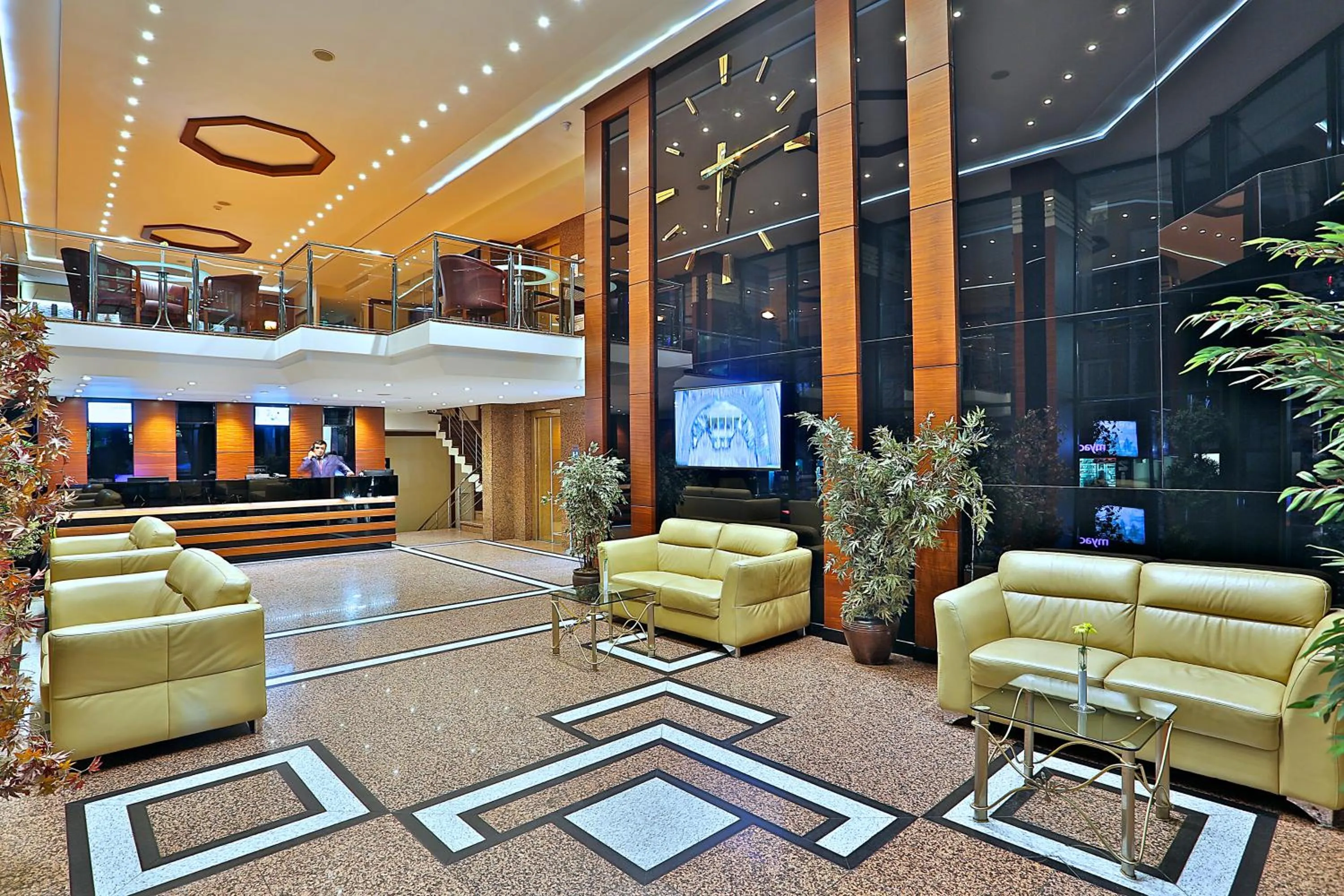 Lobby or reception in Grand Madrid Hotel