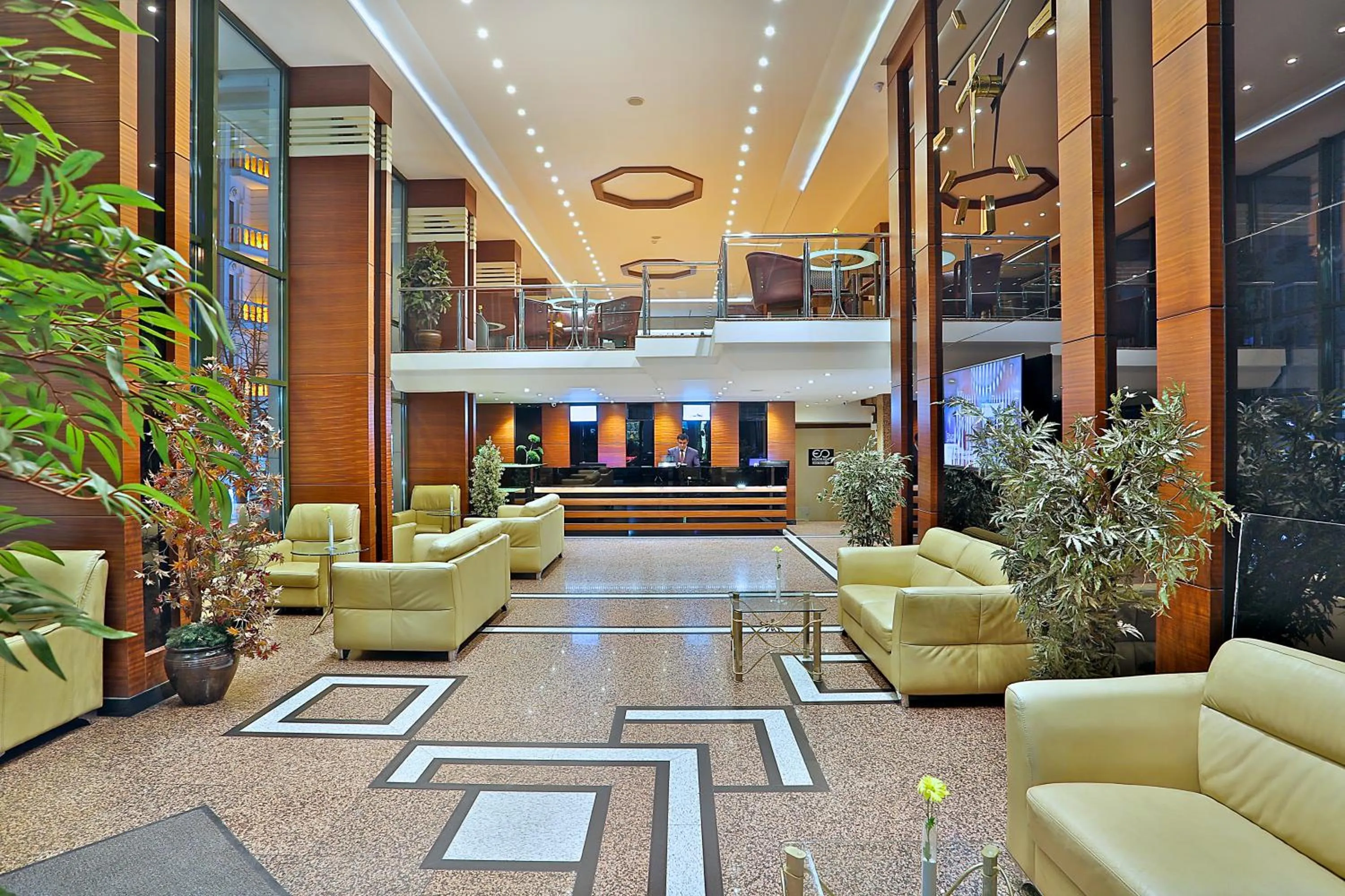 Lobby or reception in Grand Madrid Hotel