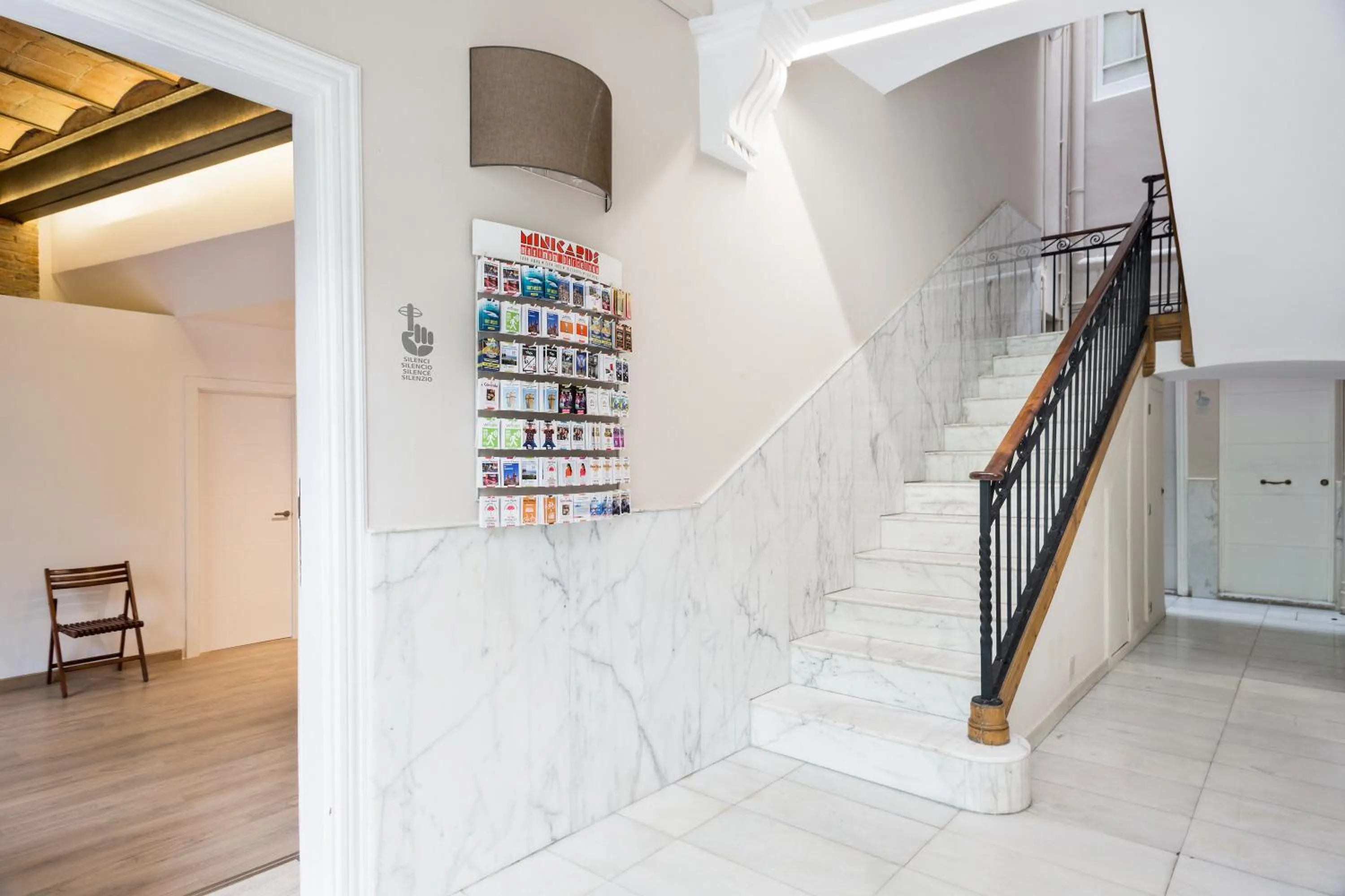 Property building in BcnStop Parc Güell