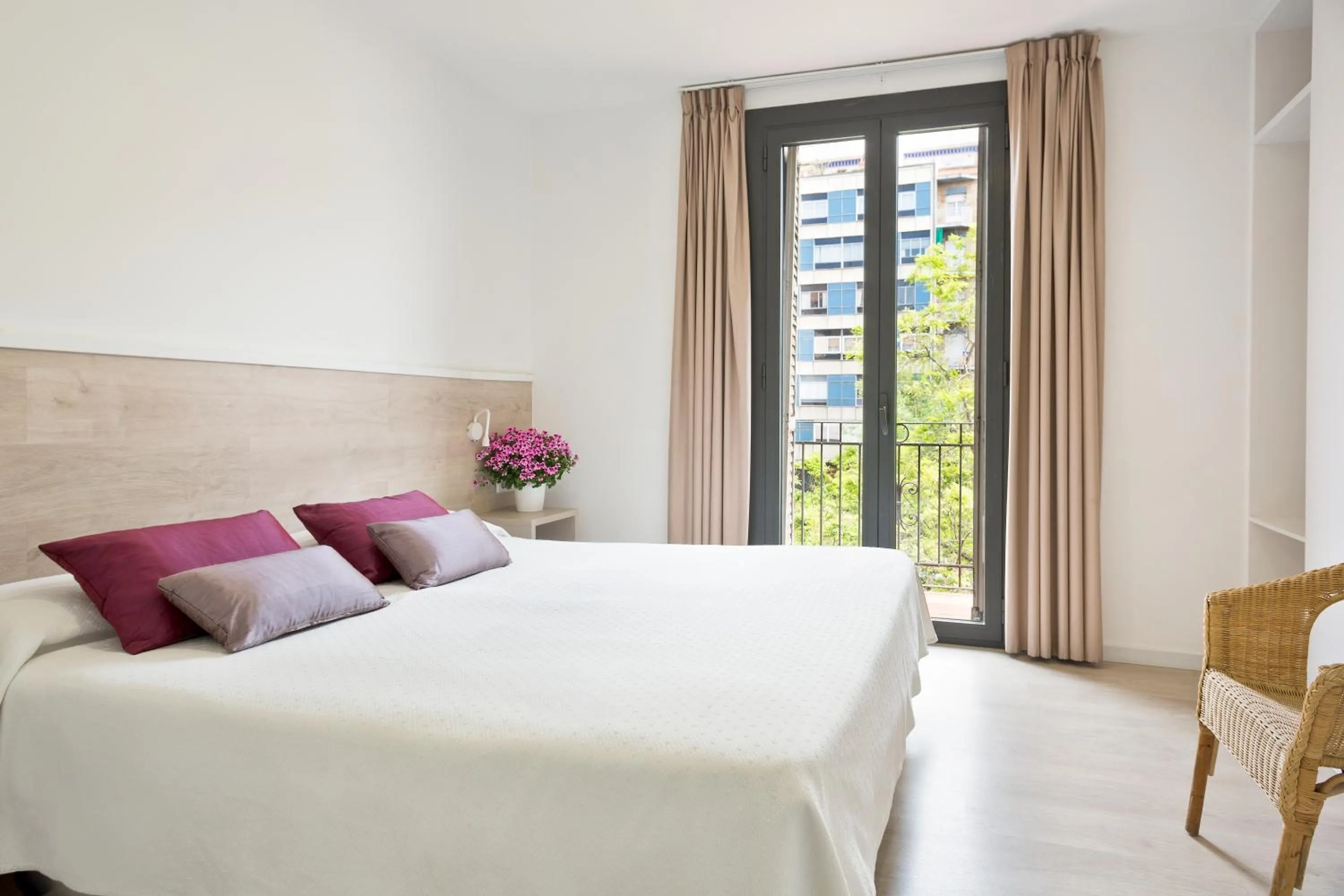 Bed in BcnStop Parc Güell