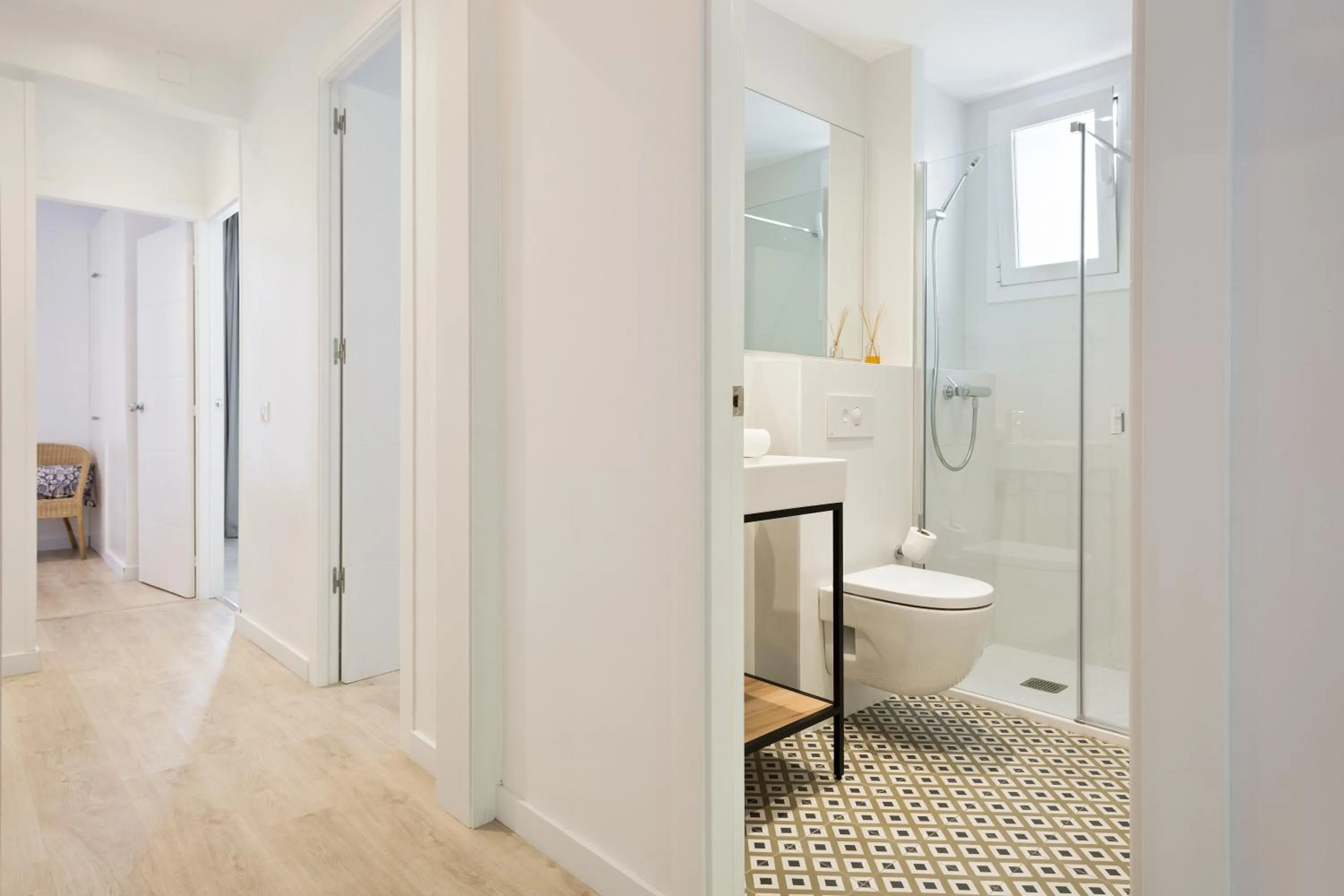 Shower in BcnStop Parc Güell