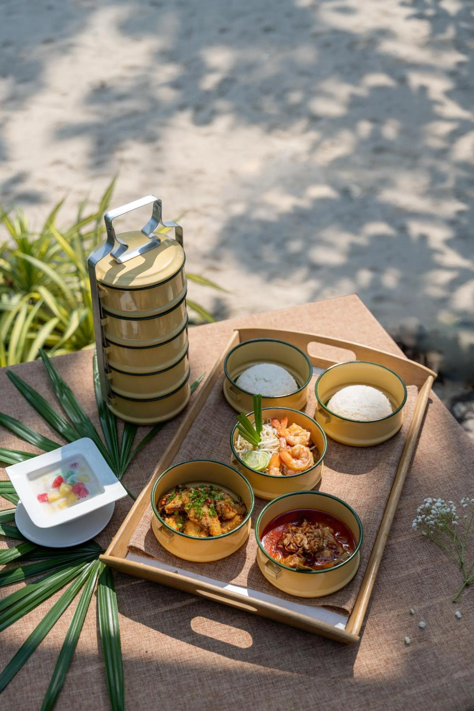 Food and drinks in GajaPuri Resort Koh Chang