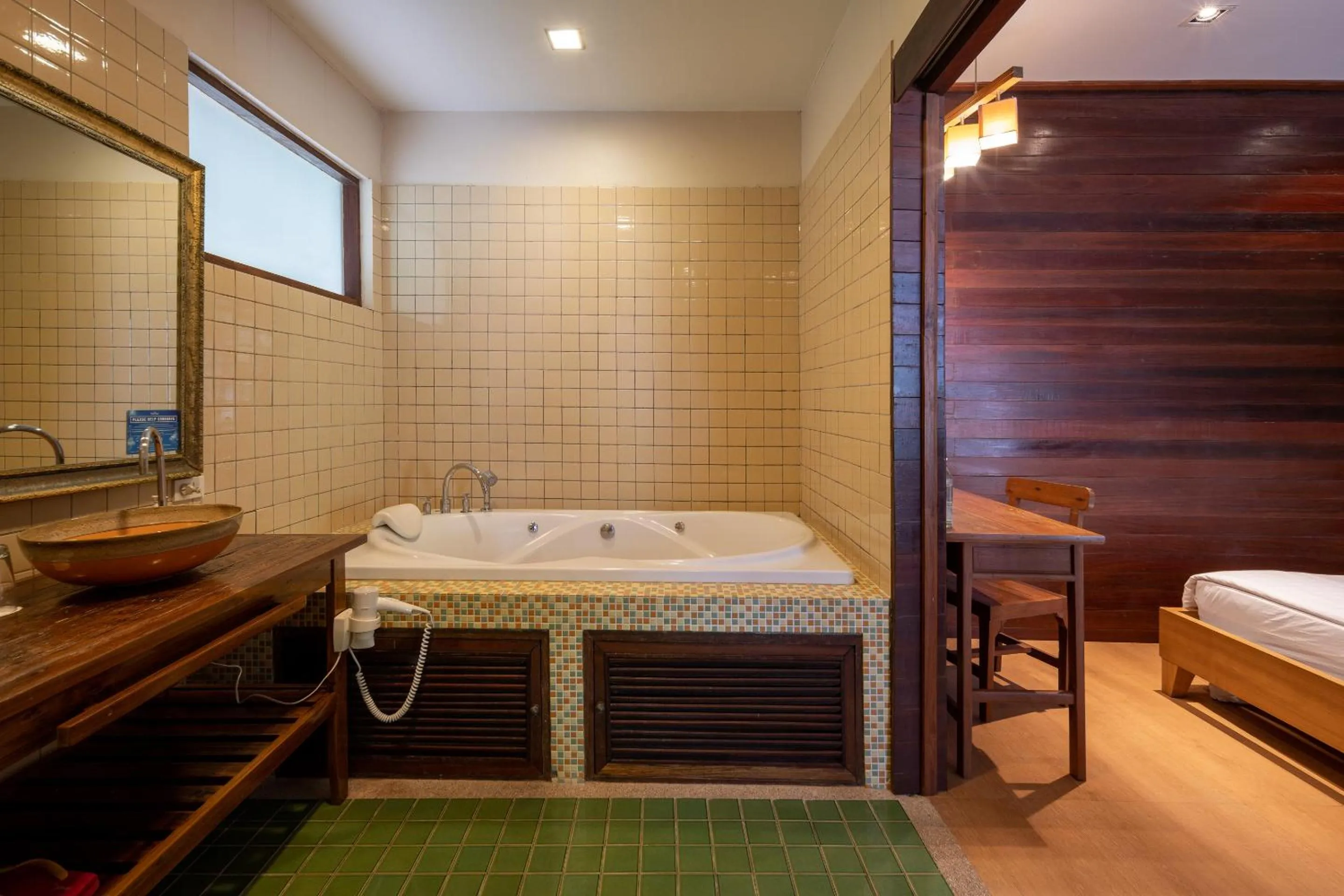 Bath in GajaPuri Resort Koh Chang