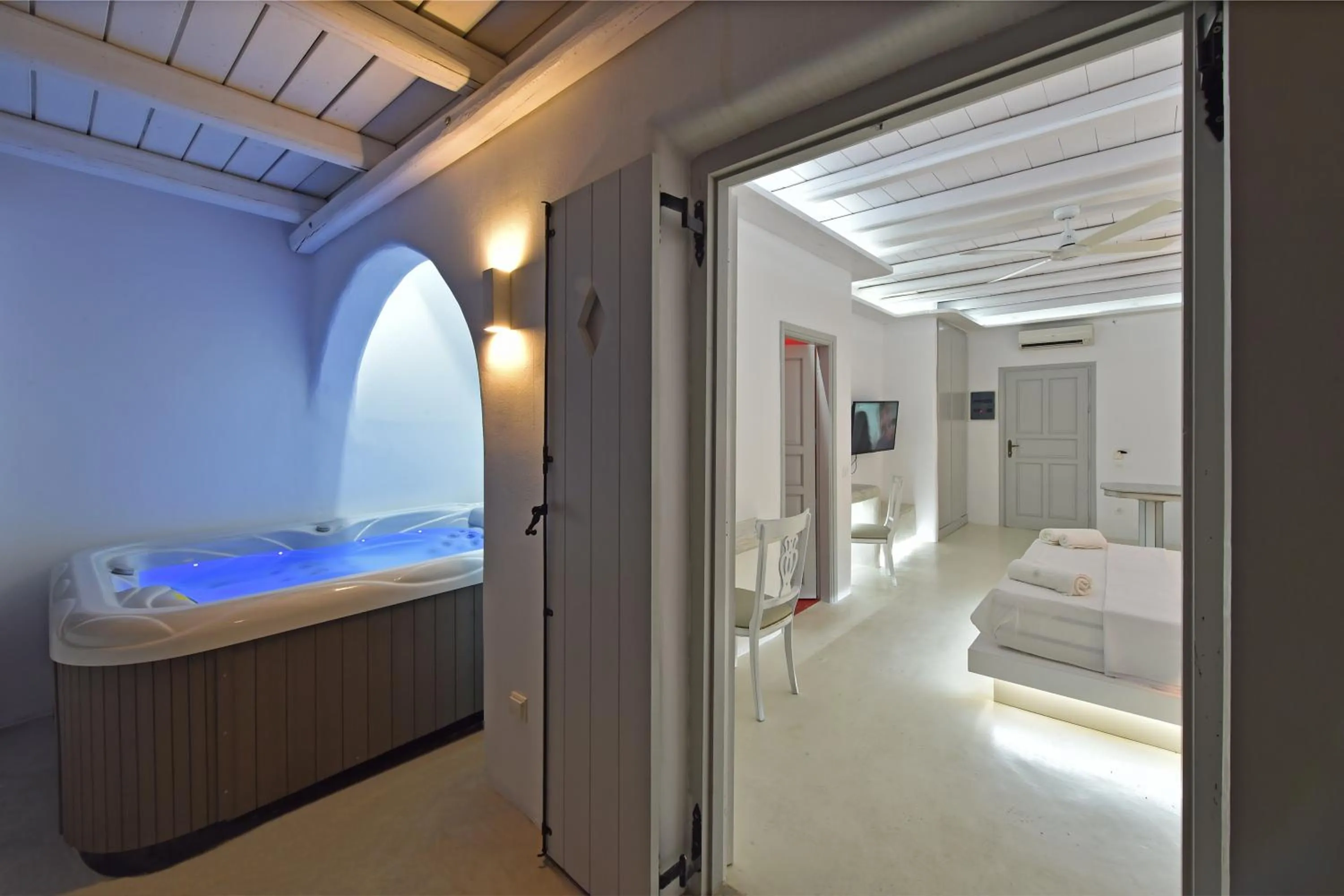 Photo of the whole room, Bed in Zefi Hotel & Suites