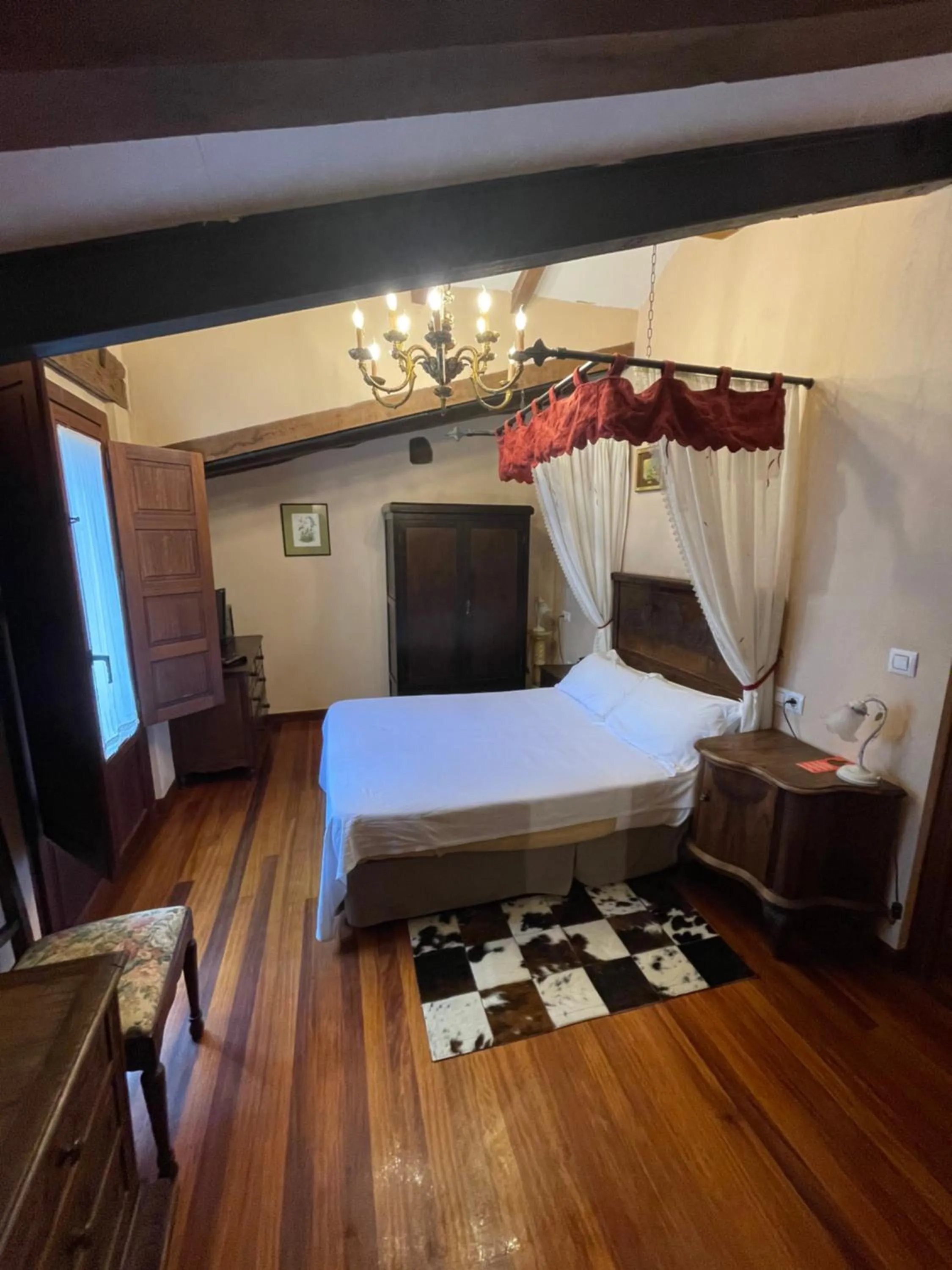 Bedroom in Hotel Casona de la Torre