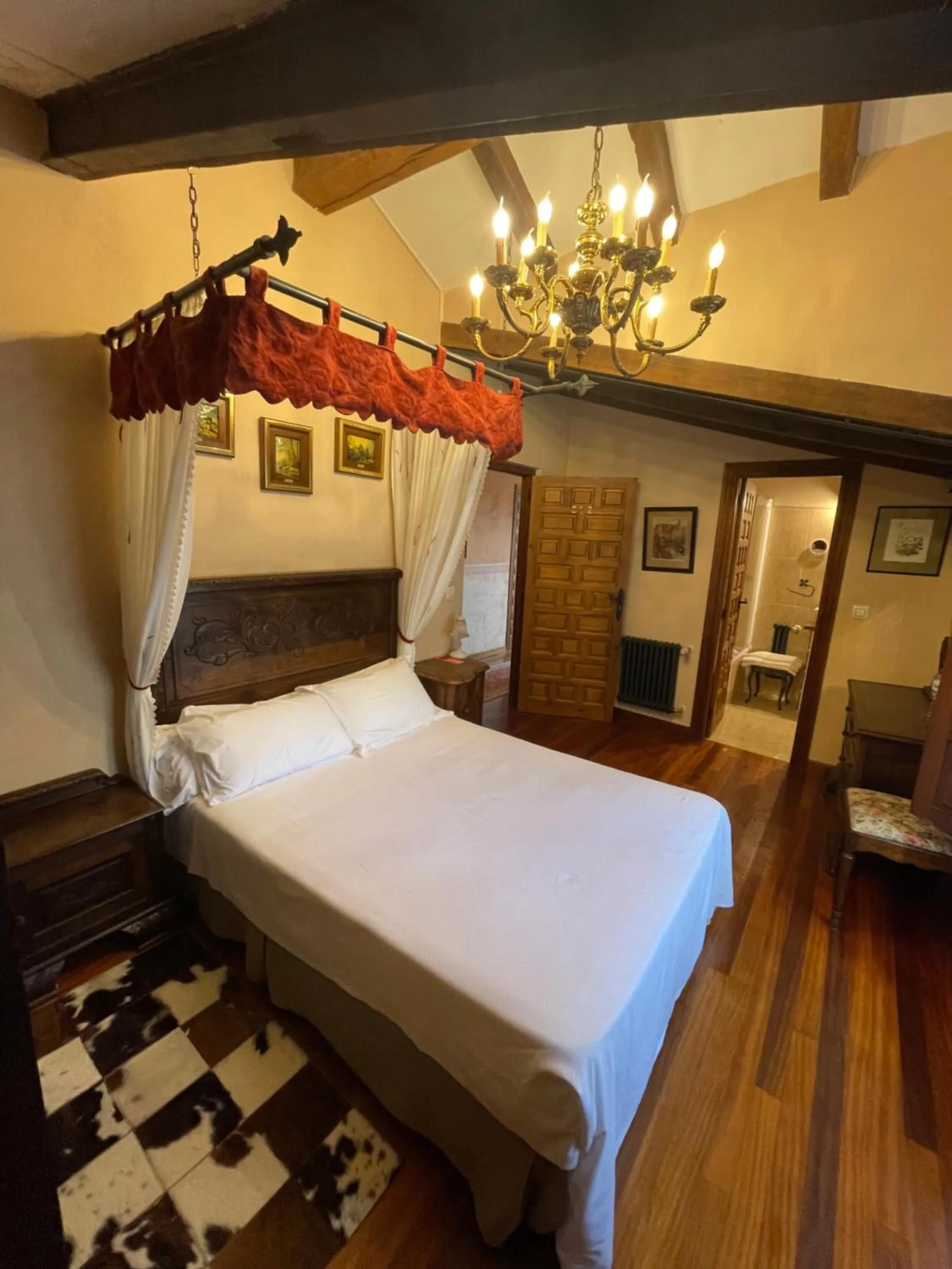 Bedroom in Hotel Casona de la Torre