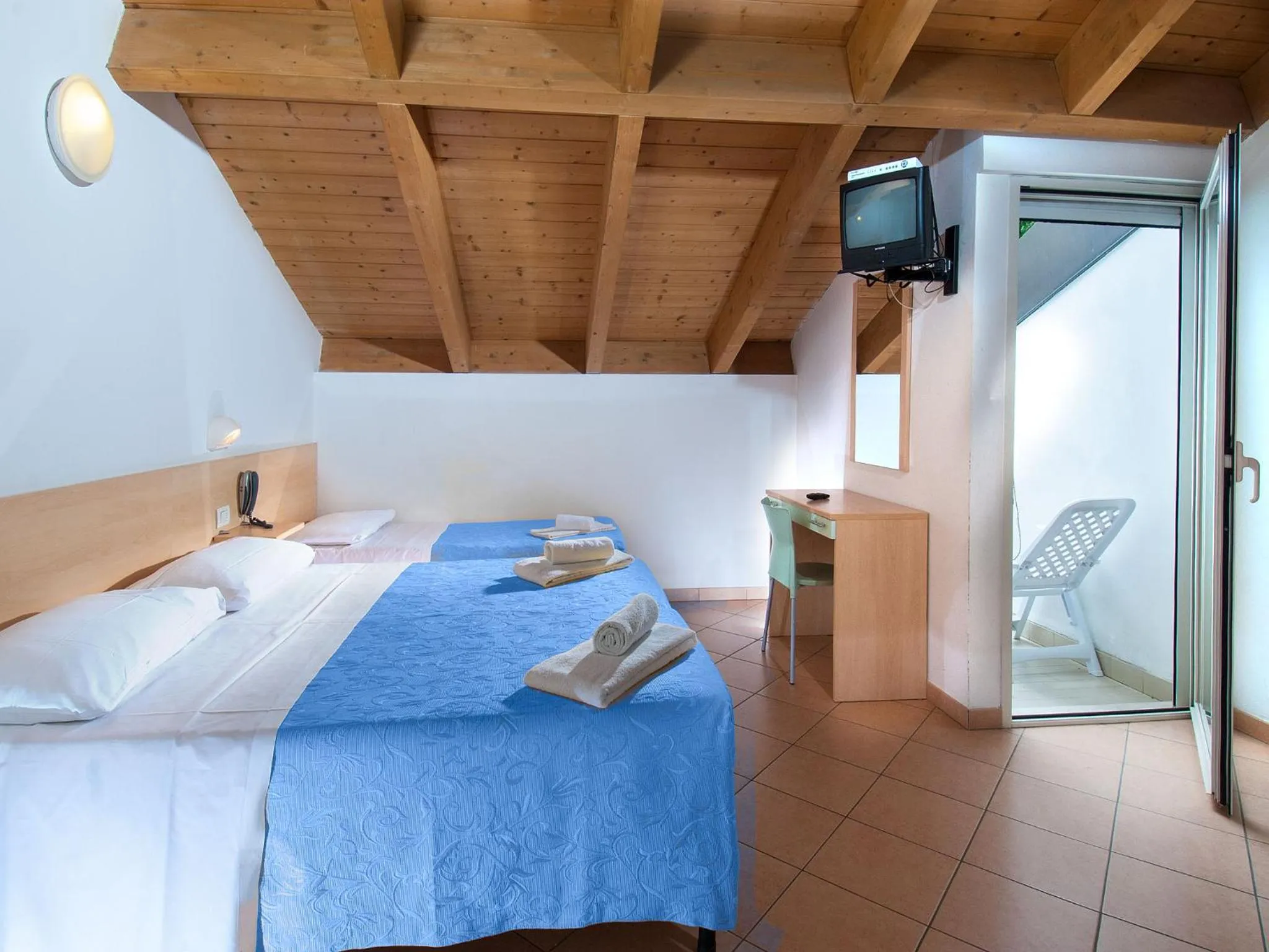 Photo of the whole room, Bed in Hotel Miramare