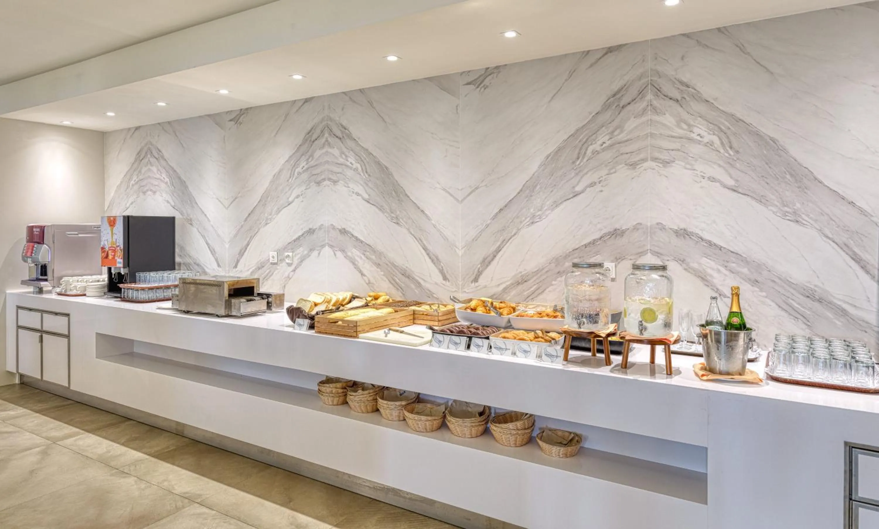 Food and drinks in Playamojácar