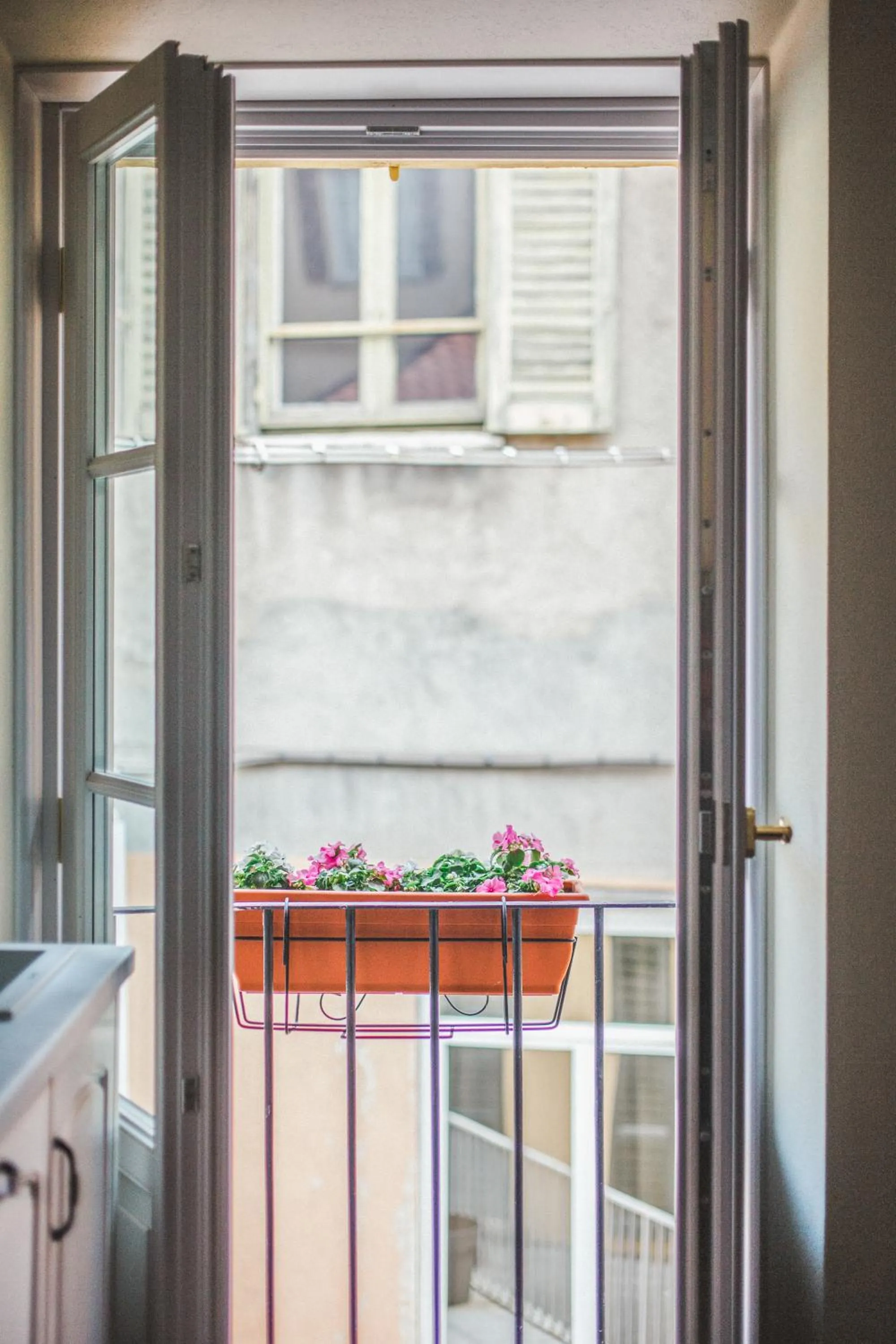 Kitchen or kitchenette in Alessia's Place