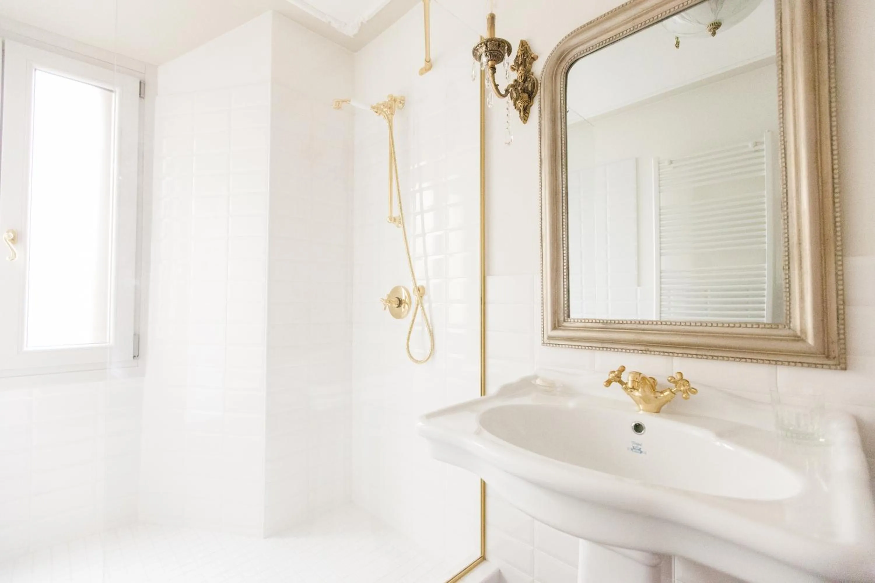 Bathroom in Alessia's Place