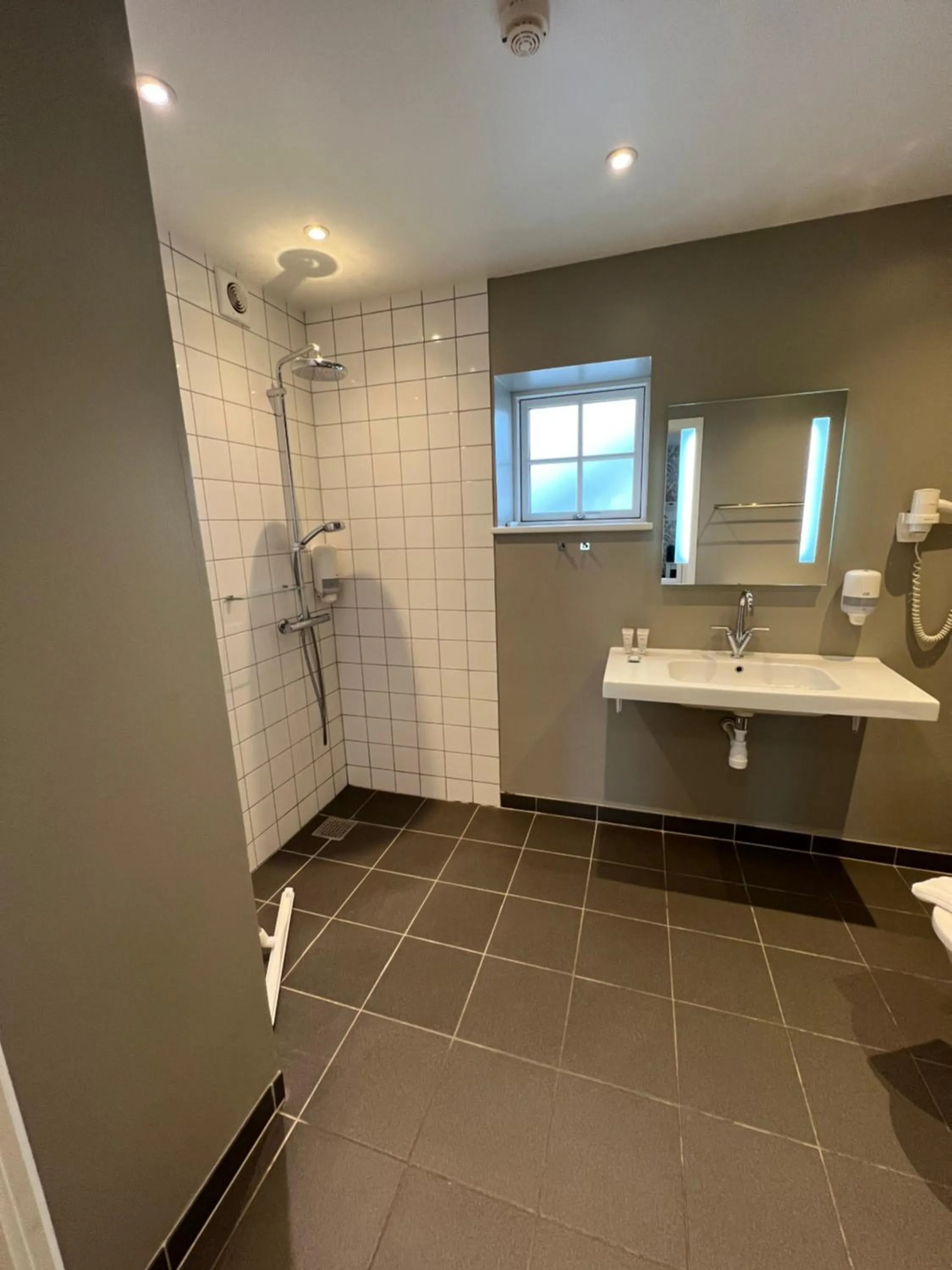 Bathroom in Bandholm Badehotel