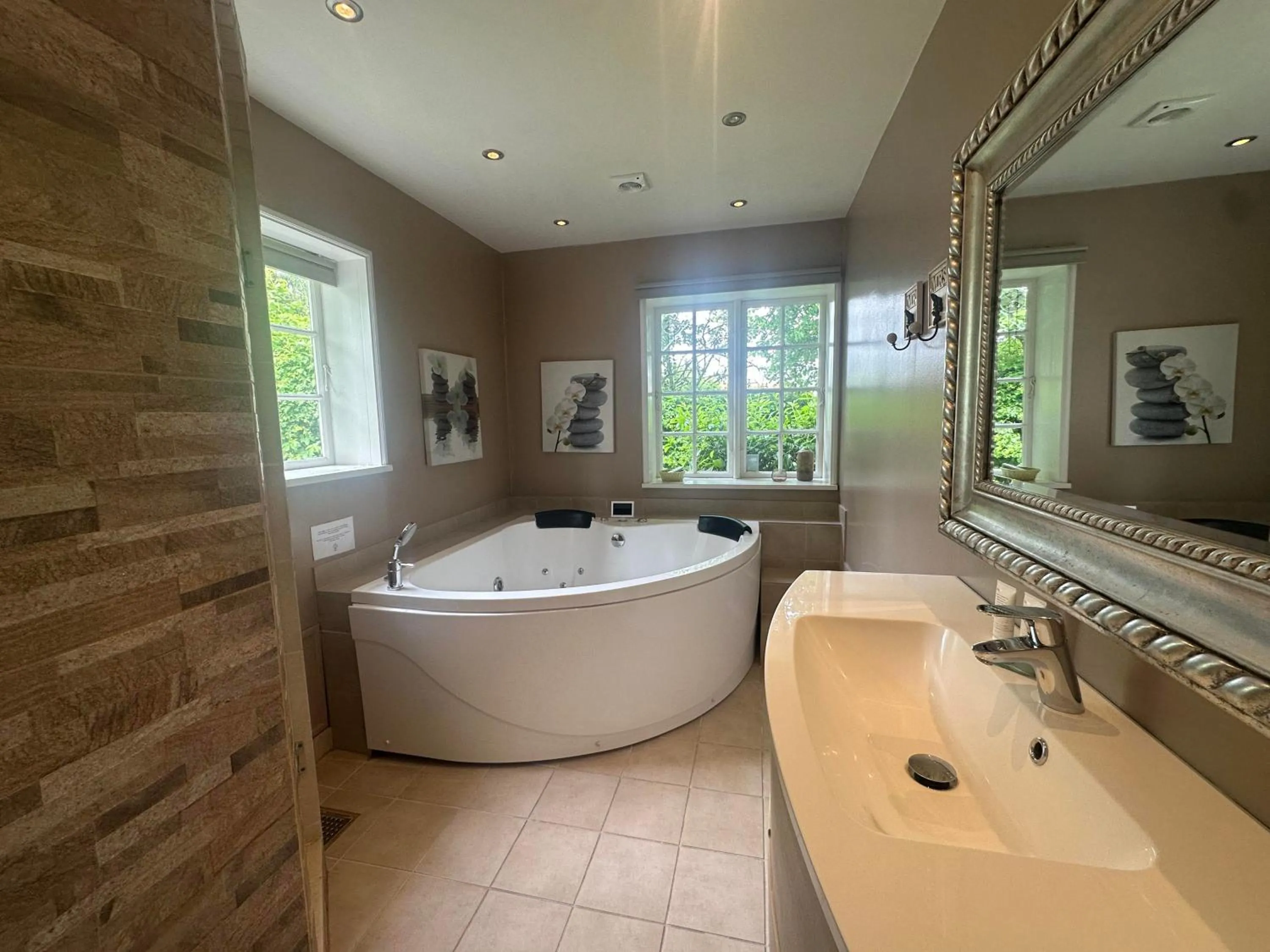 Bathroom in Bandholm Badehotel