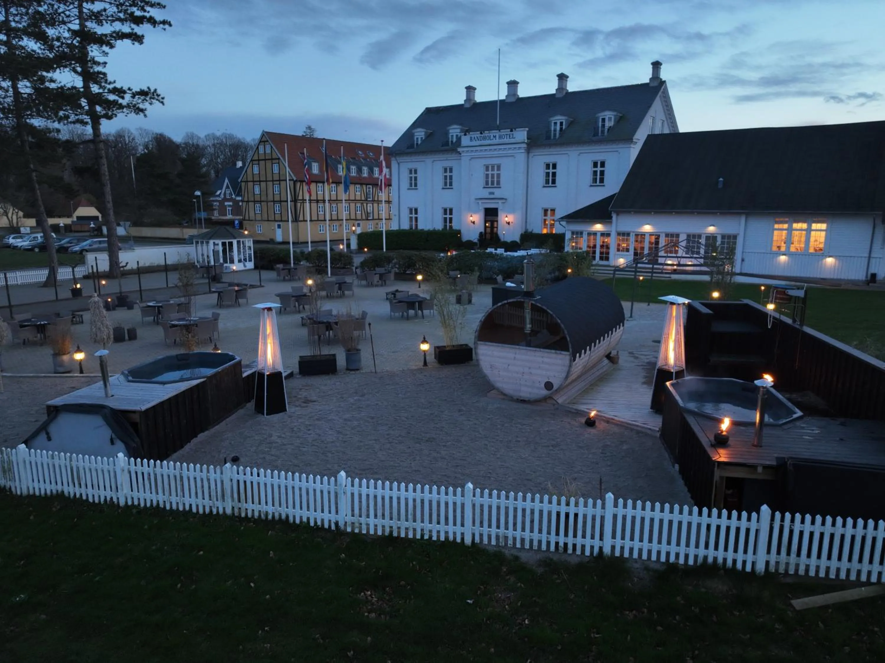 Property building in Bandholm Badehotel