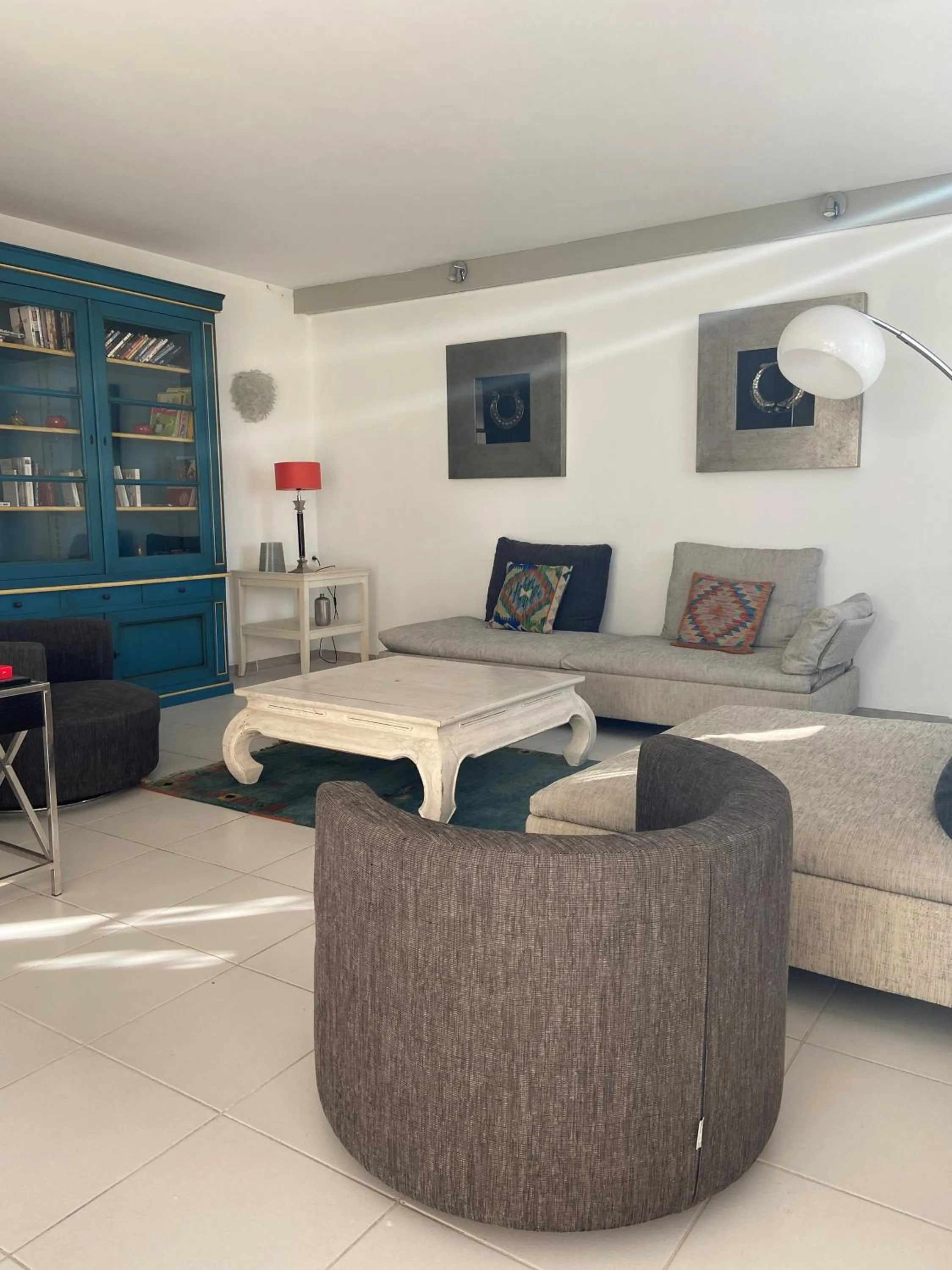 Seating area in Hôtel Le Gois