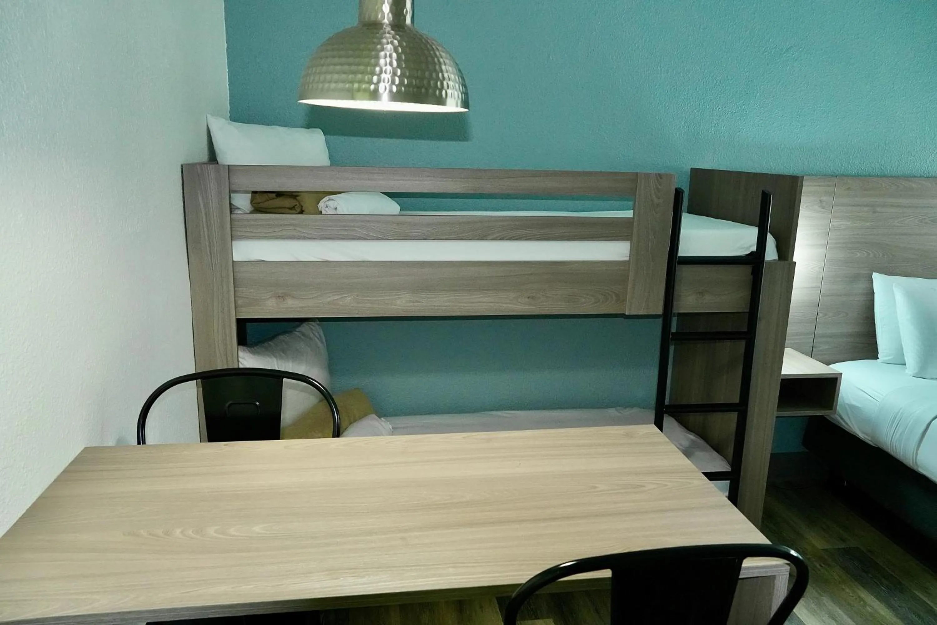 bunk bed, Bed in Coco Key Hotel & Water Park Resort