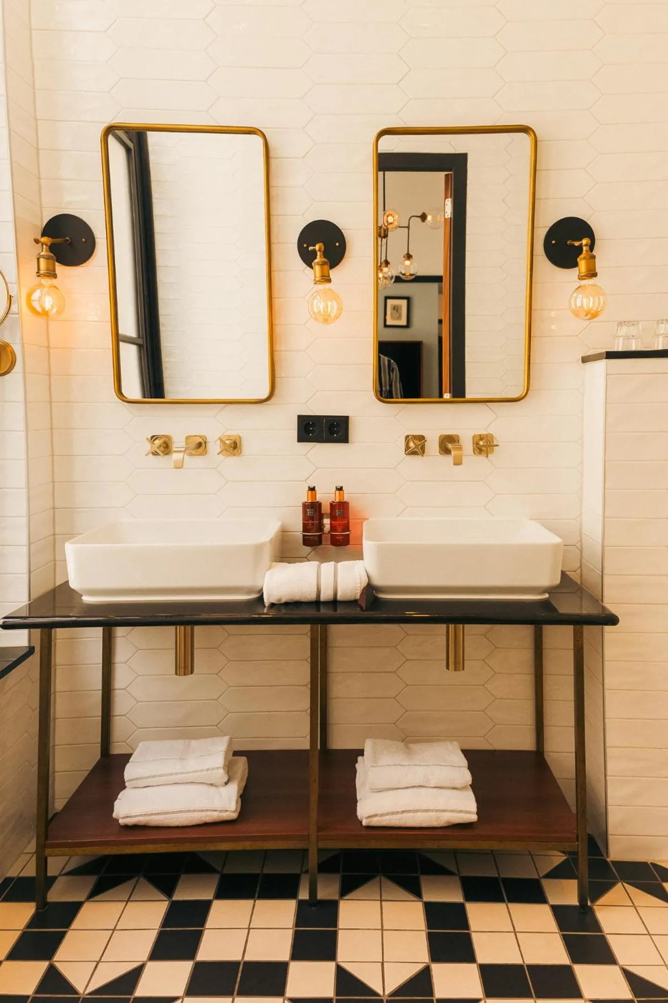 Bathroom in The Hendrick's Hotel