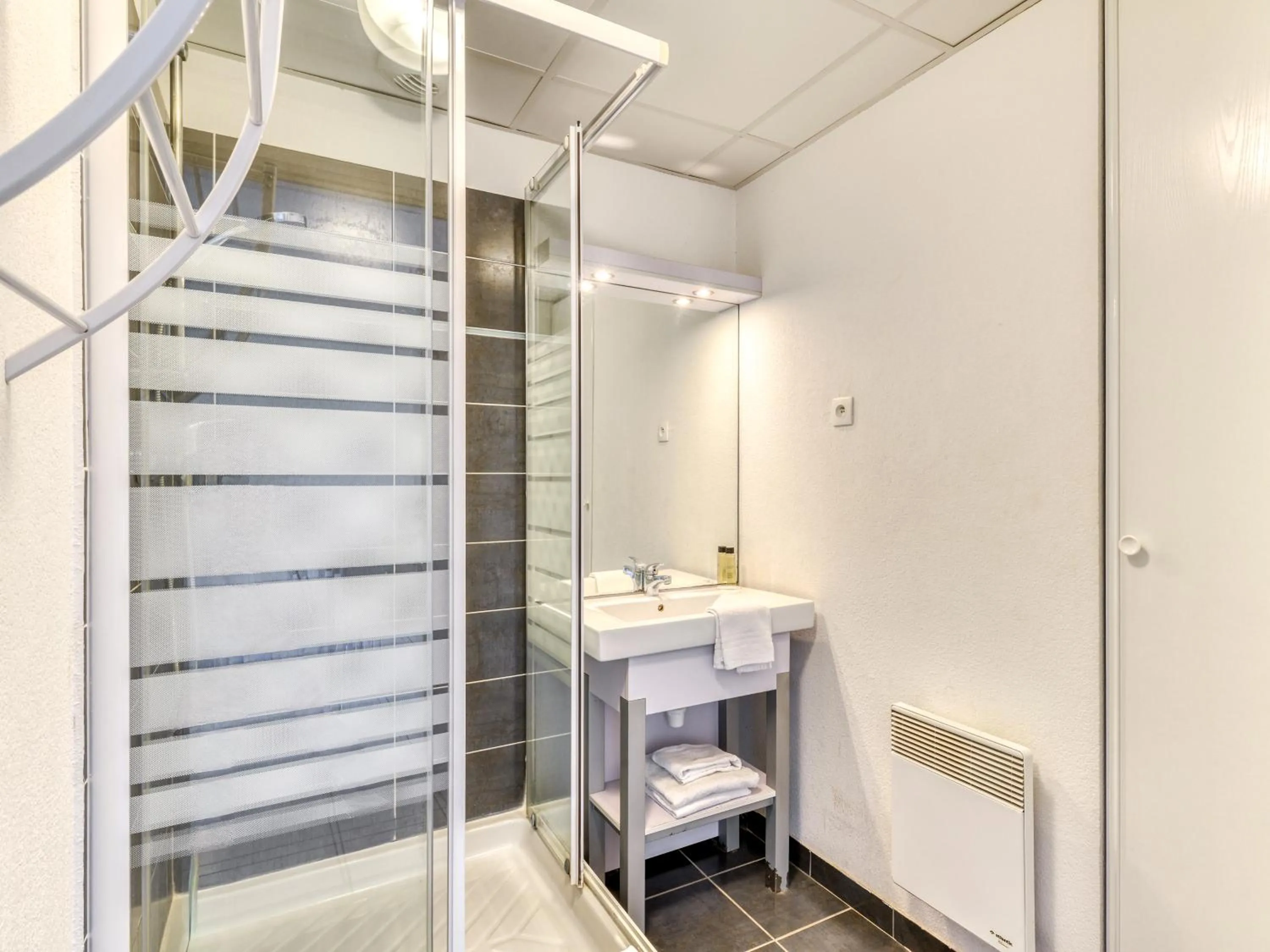 Bathroom in Vacancéole - Résidence Cap Camargue