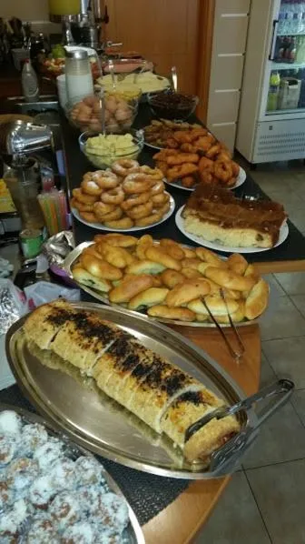 Buffet breakfast in Hotel Souita