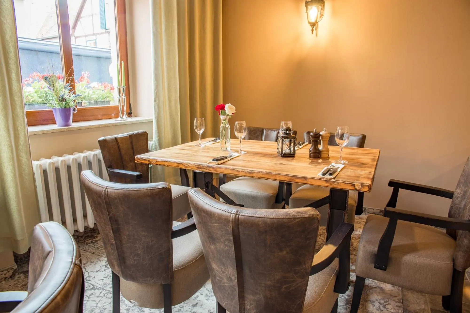 Restaurant/places to eat in Hotel Schwarzer Adler Tangermünde