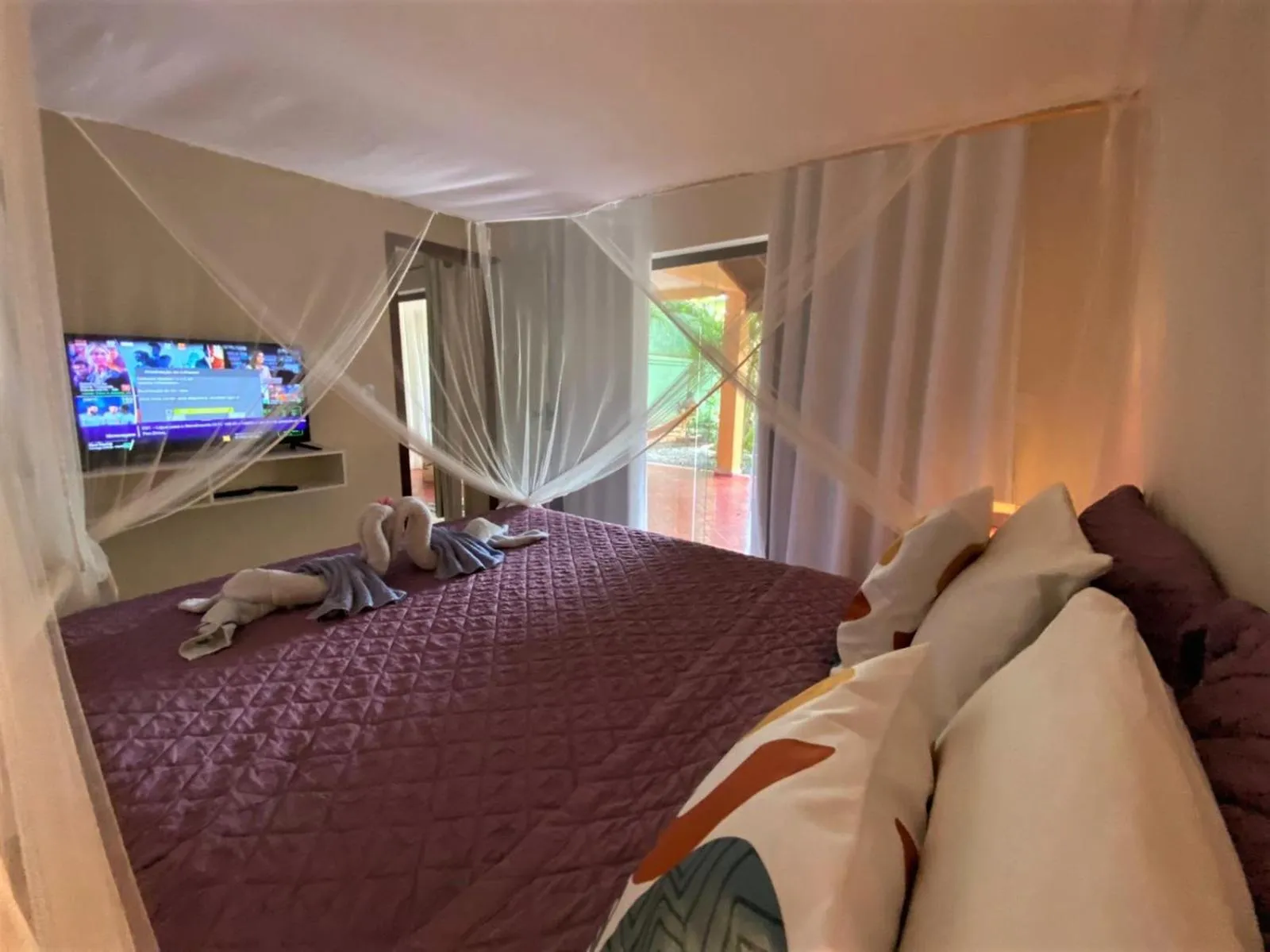 Bed in Ouro Sobre Azul Apart Hotel